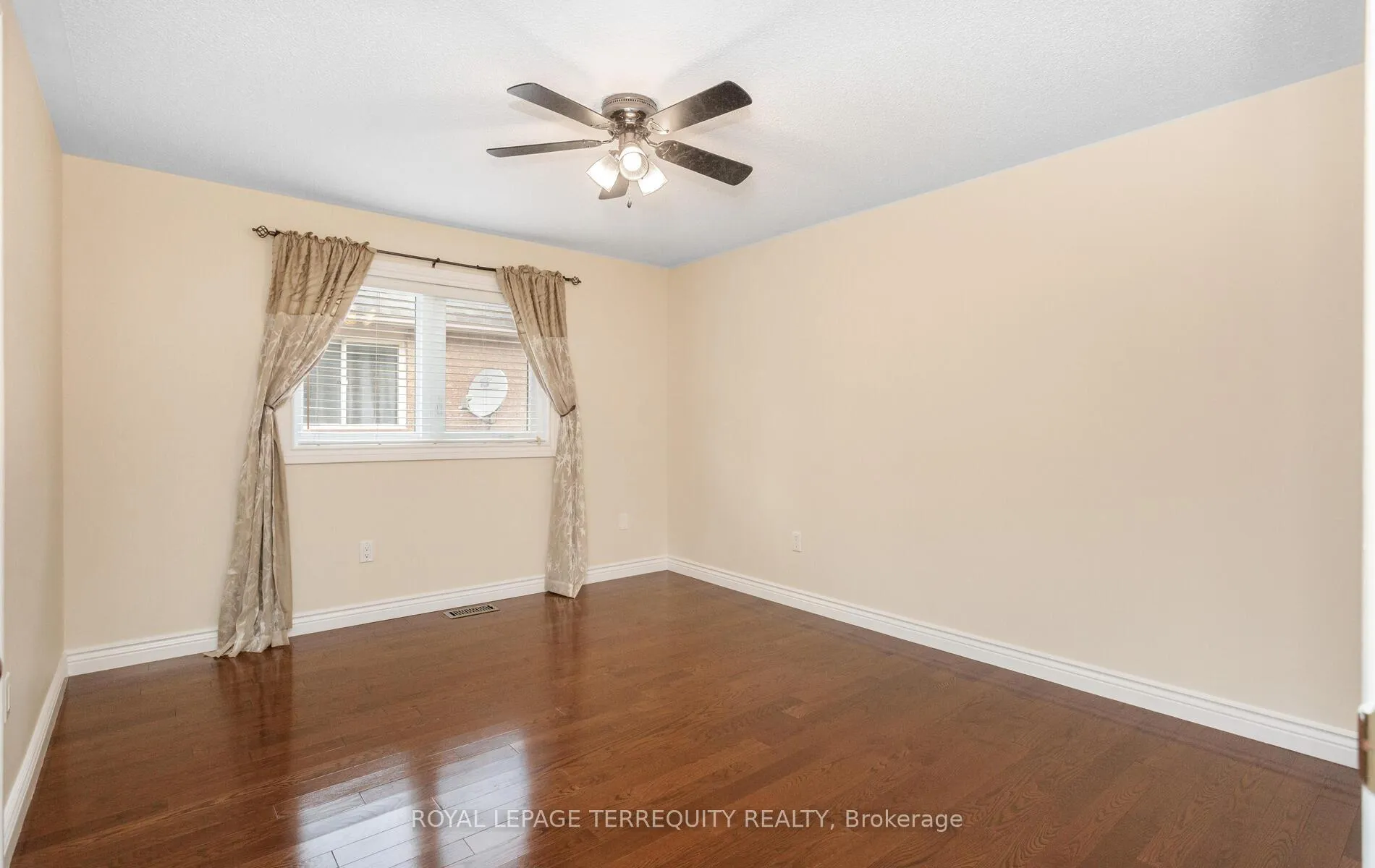 Photo 34 of 5839 Fieldon Road, Mississauga, Central Erin Mills — HOMEH