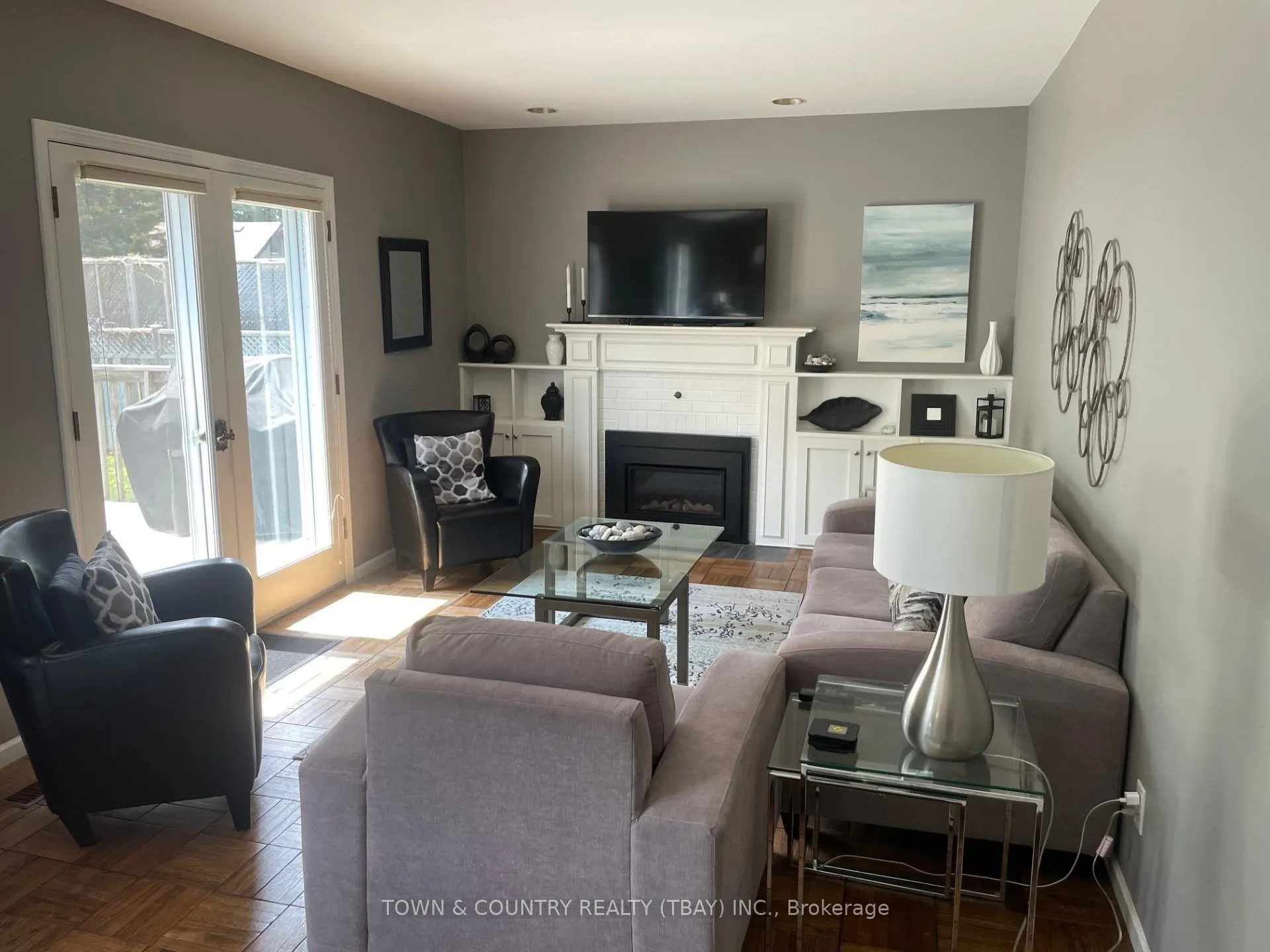 Photo 4 of 106 Herrick Place, Thunder Bay, Rosslyn Road — HOMEH