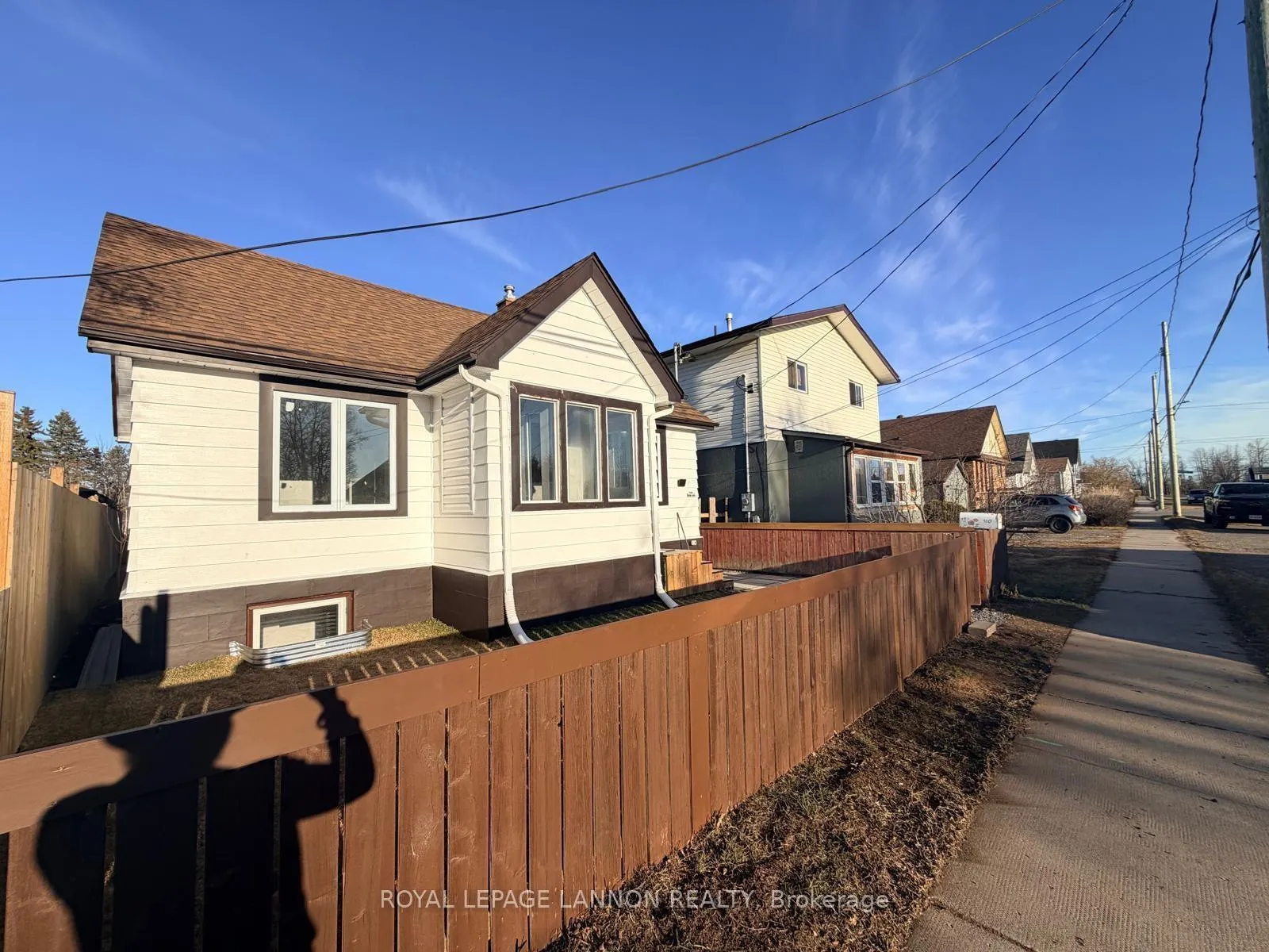 Photo 3 of 310 Dewe Avenue, Thunder Bay, Current River — HOMEH