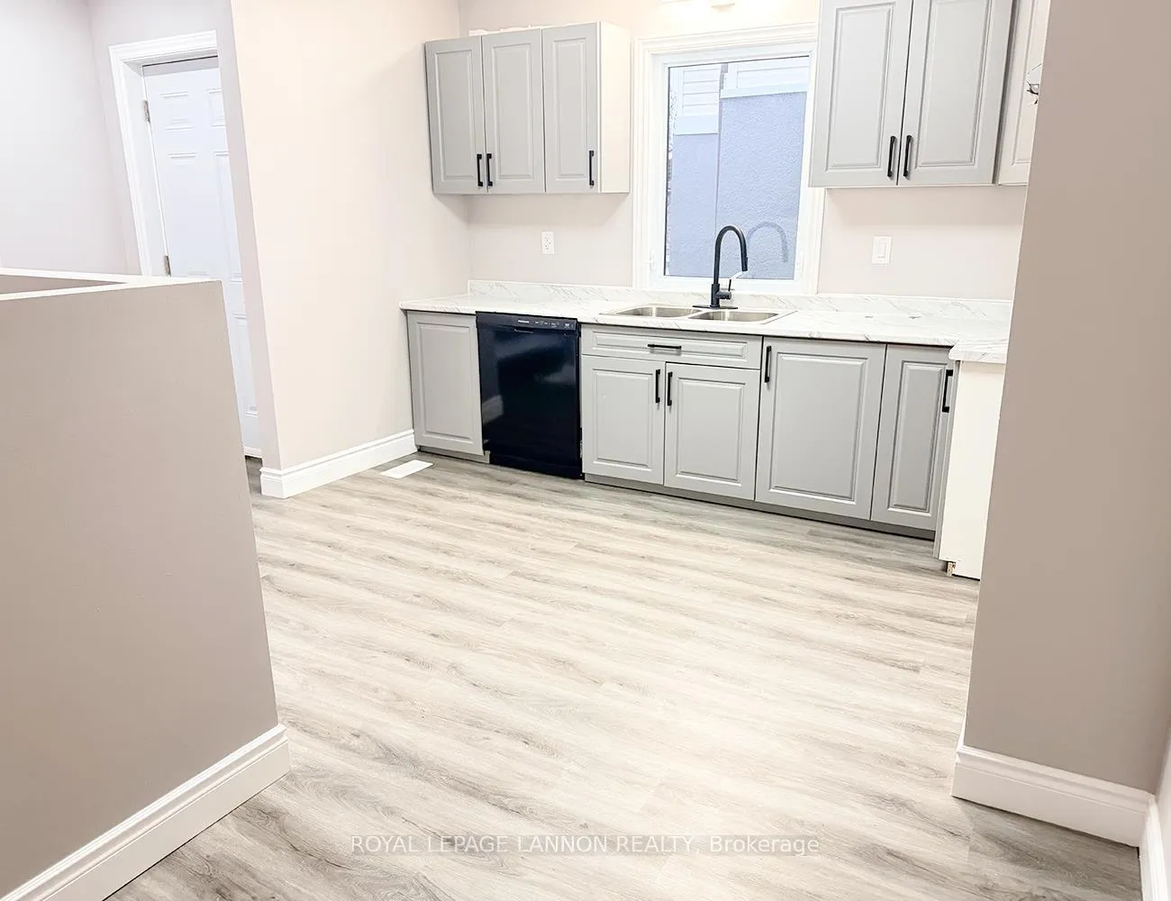 Photo 19 of 310 Dewe Avenue, Thunder Bay, Current River — HOMEH