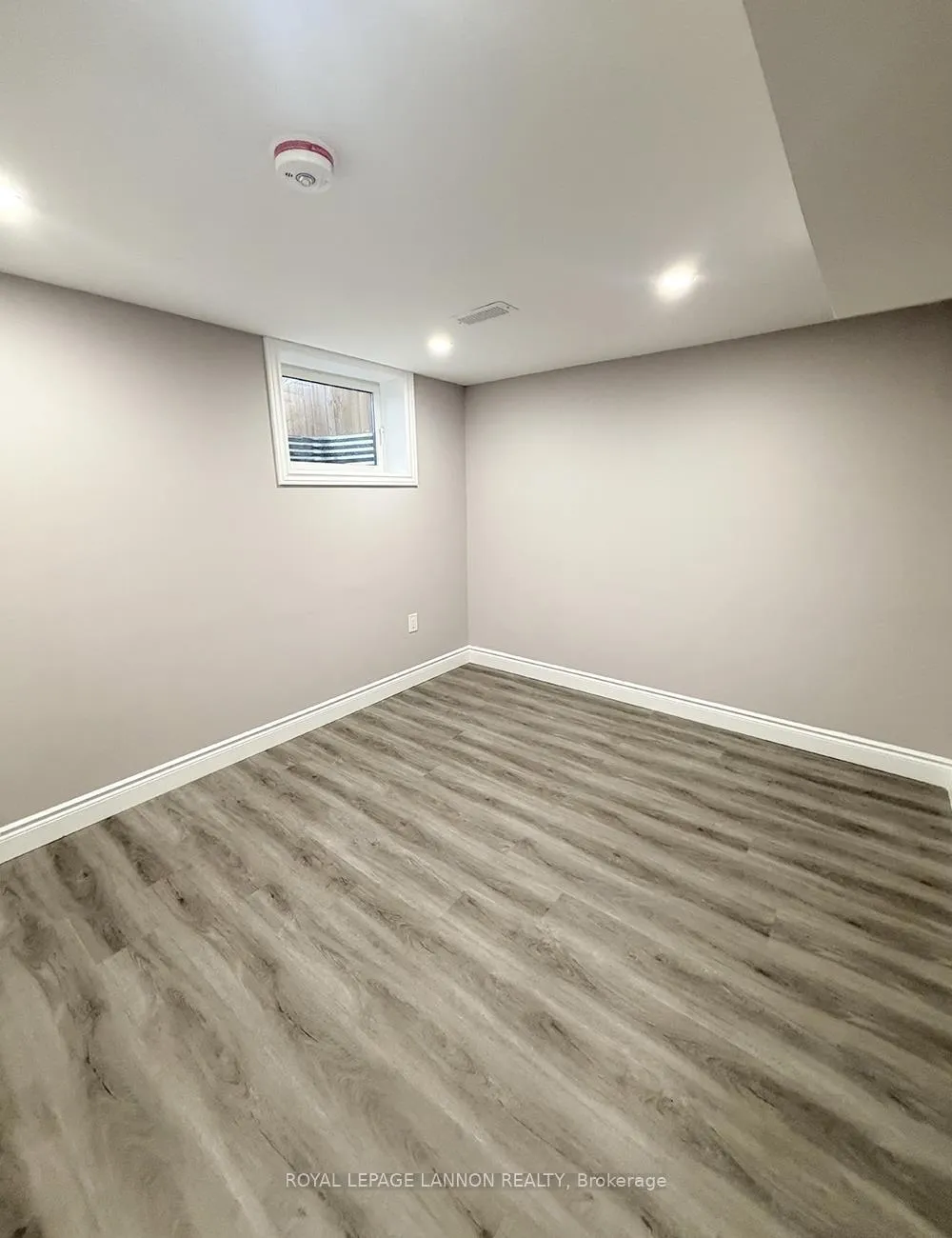 Photo 32 of 310 Dewe Avenue, Thunder Bay, Current River — HOMEH