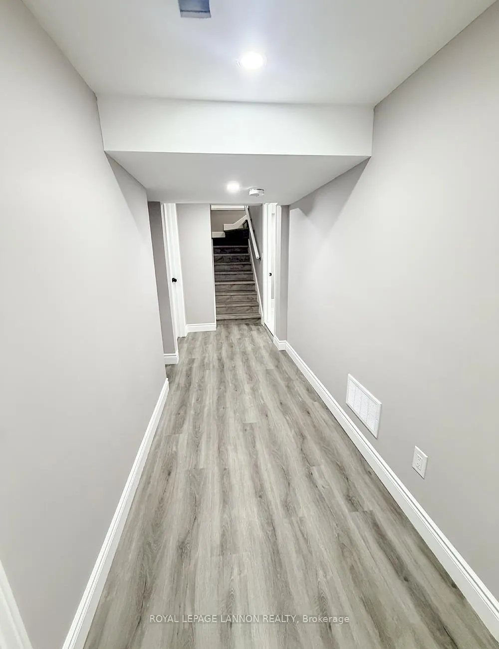 Photo 34 of 310 Dewe Avenue, Thunder Bay, Current River — HOMEH