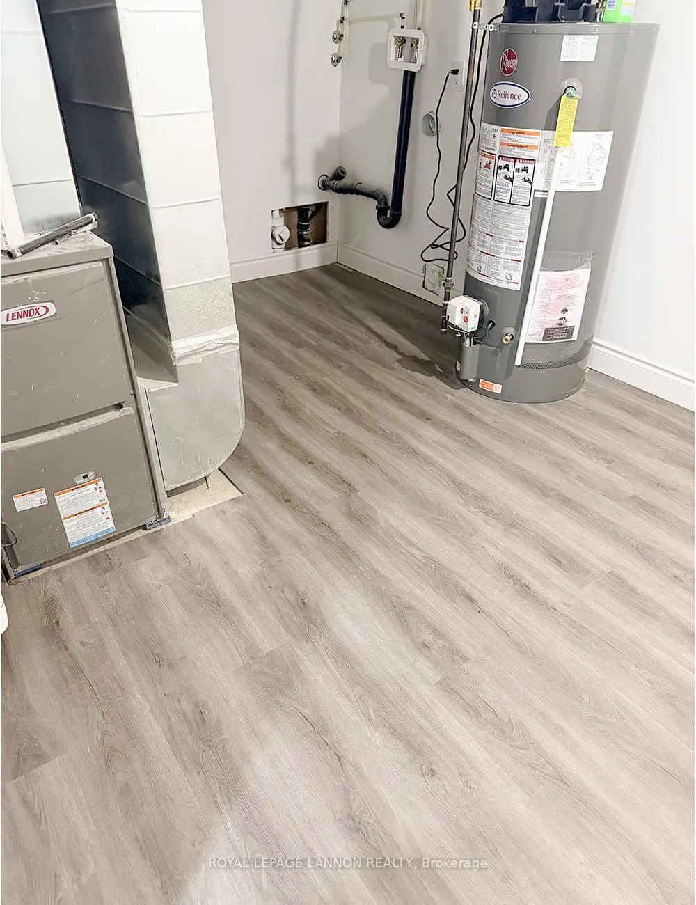 Photo 37 of 310 Dewe Avenue, Thunder Bay, Current River — HOMEH