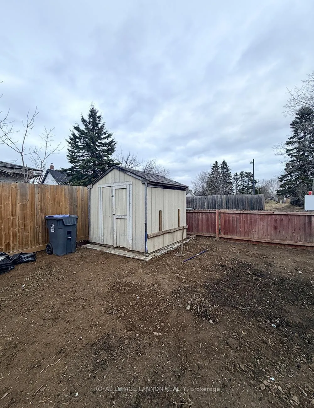 Photo 41 of 310 Dewe Avenue, Thunder Bay, Current River — HOMEH