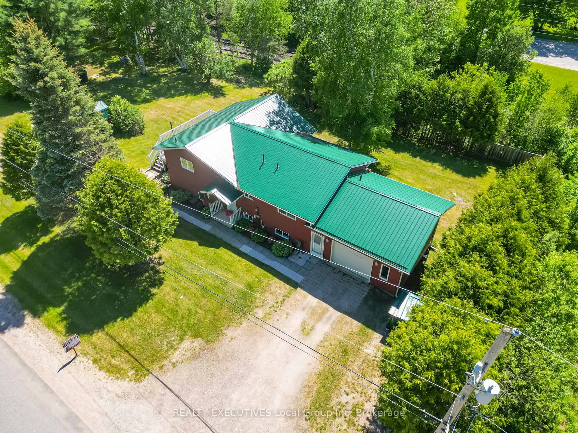 Photo 2 of 153 Big Bend Avenue, Powassan — HOMEH
