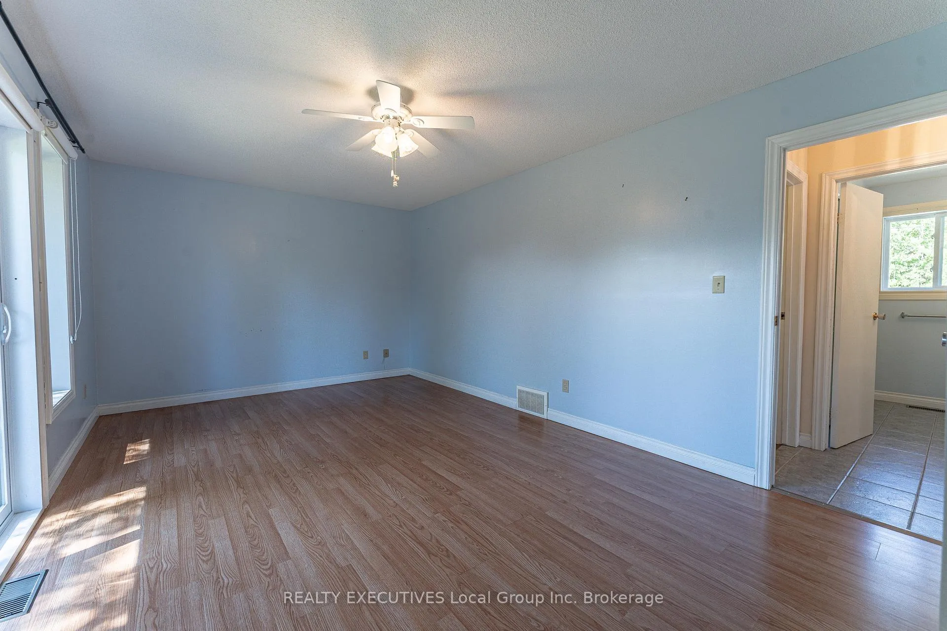 Photo 15 of 153 Big Bend Avenue, Powassan — HOMEH