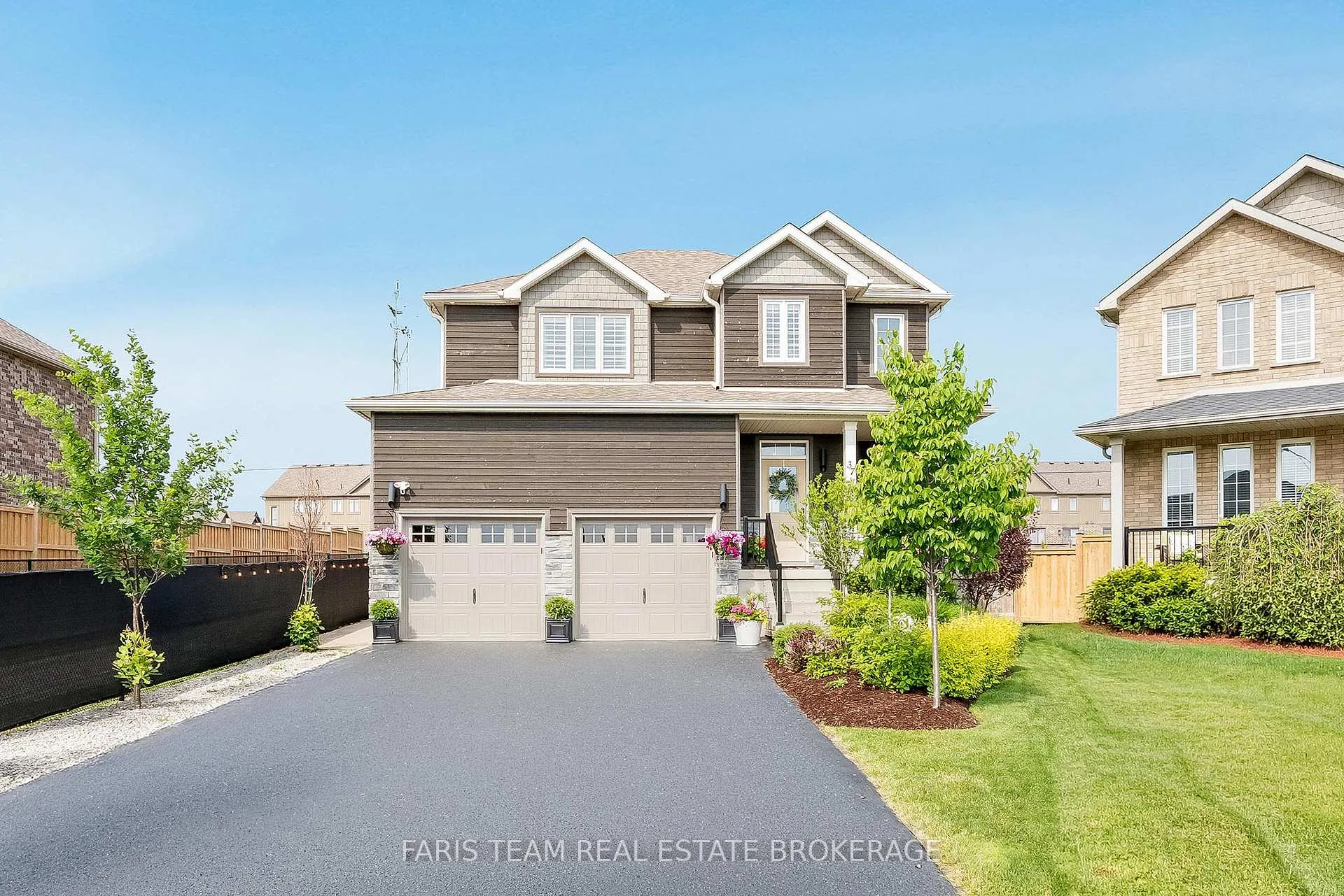Photo 1 of 37 Lockerbie Crescent, Collingwood — HOMEH