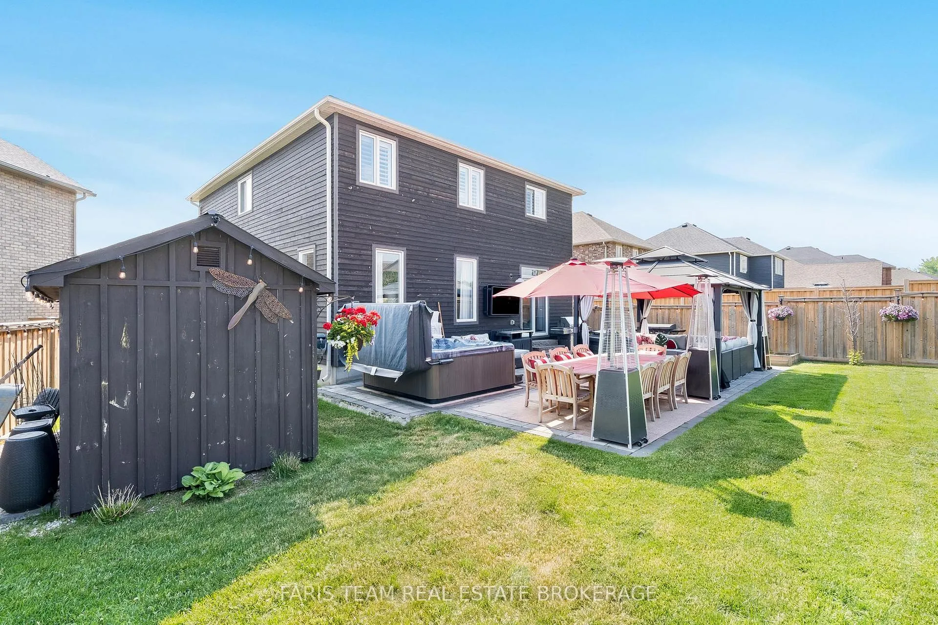 Photo 39 of 37 Lockerbie Crescent, Collingwood — HOMEH