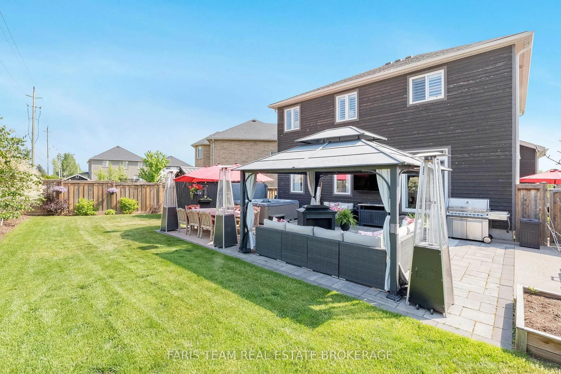 Photo 40 of 37 Lockerbie Crescent, Collingwood — HOMEH