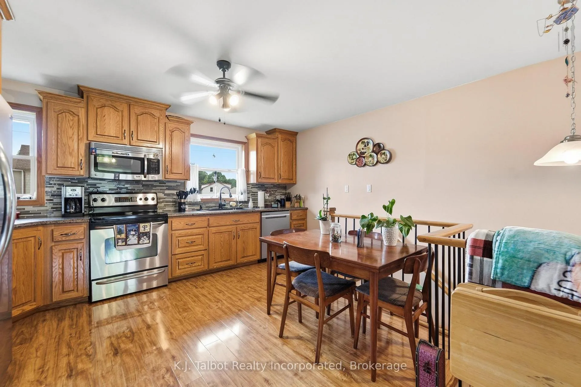 Photo 7 of 155 James Street, Central Huron, Clinton — HOMEH