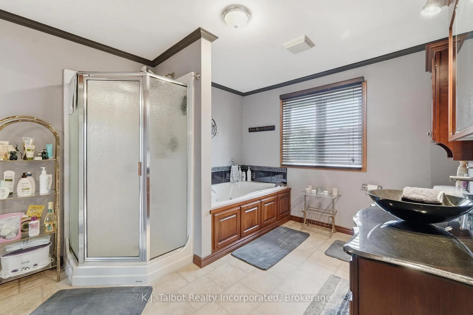 Photo 12 of 155 James Street, Central Huron, Clinton — HOMEH