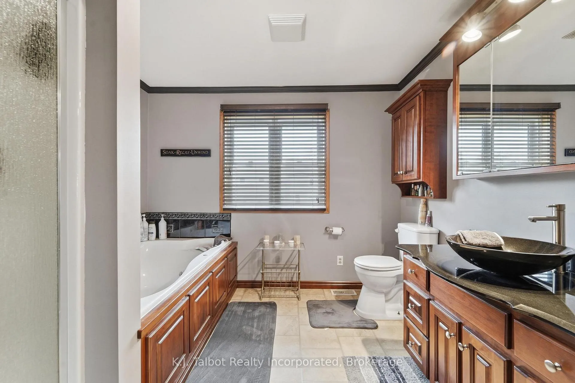 Photo 13 of 155 James Street, Central Huron, Clinton — HOMEH
