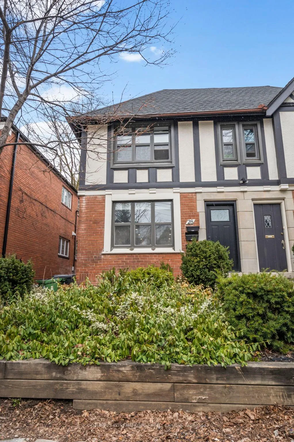 Photo 2 of Unit Bsmnt, 28 Strathgowan Avenue, Toronto, Lawrence Park South — HOMEH