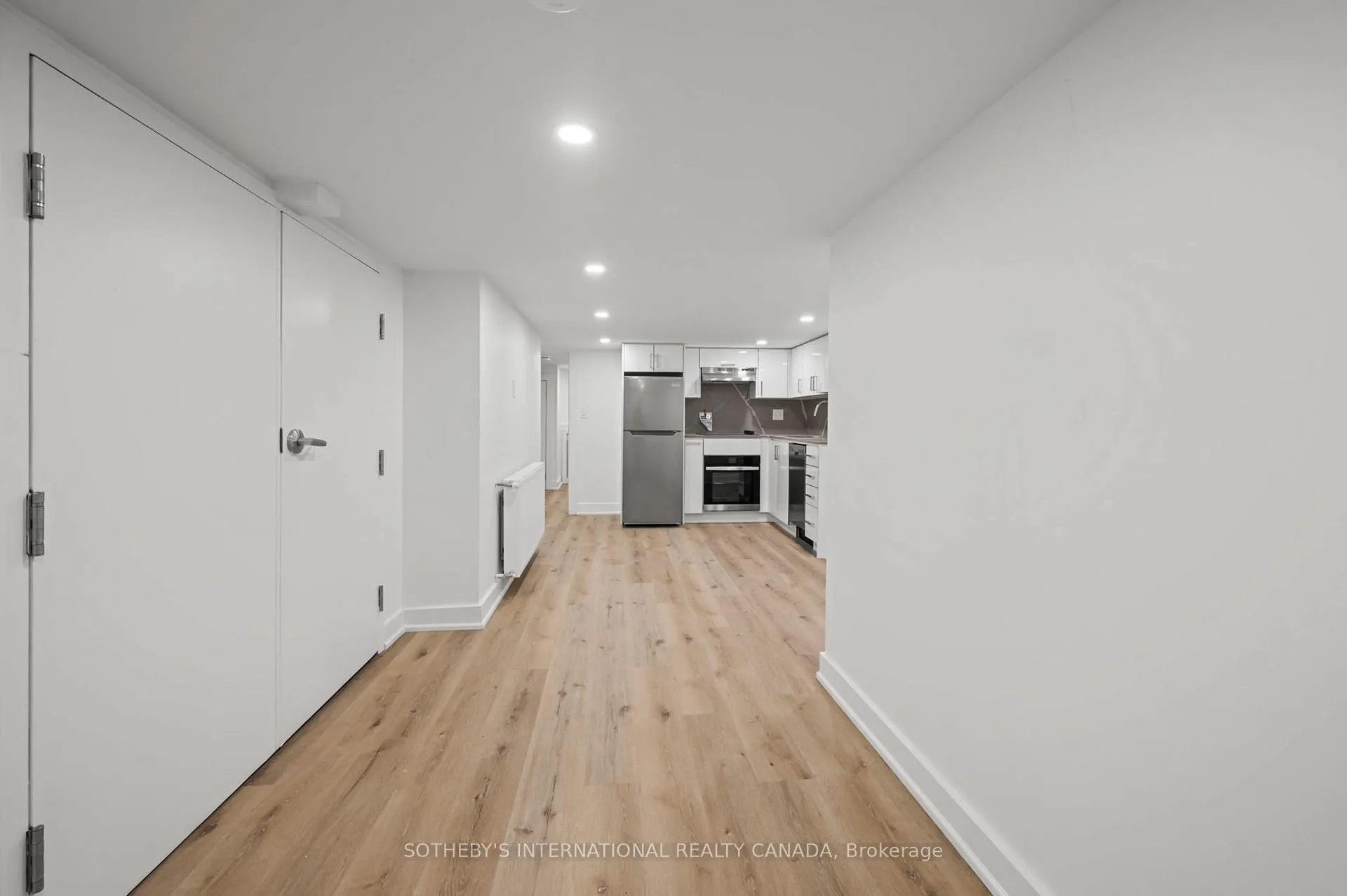 Photo 8 of Unit Bsmnt, 28 Strathgowan Avenue, Toronto, Lawrence Park South — HOMEH