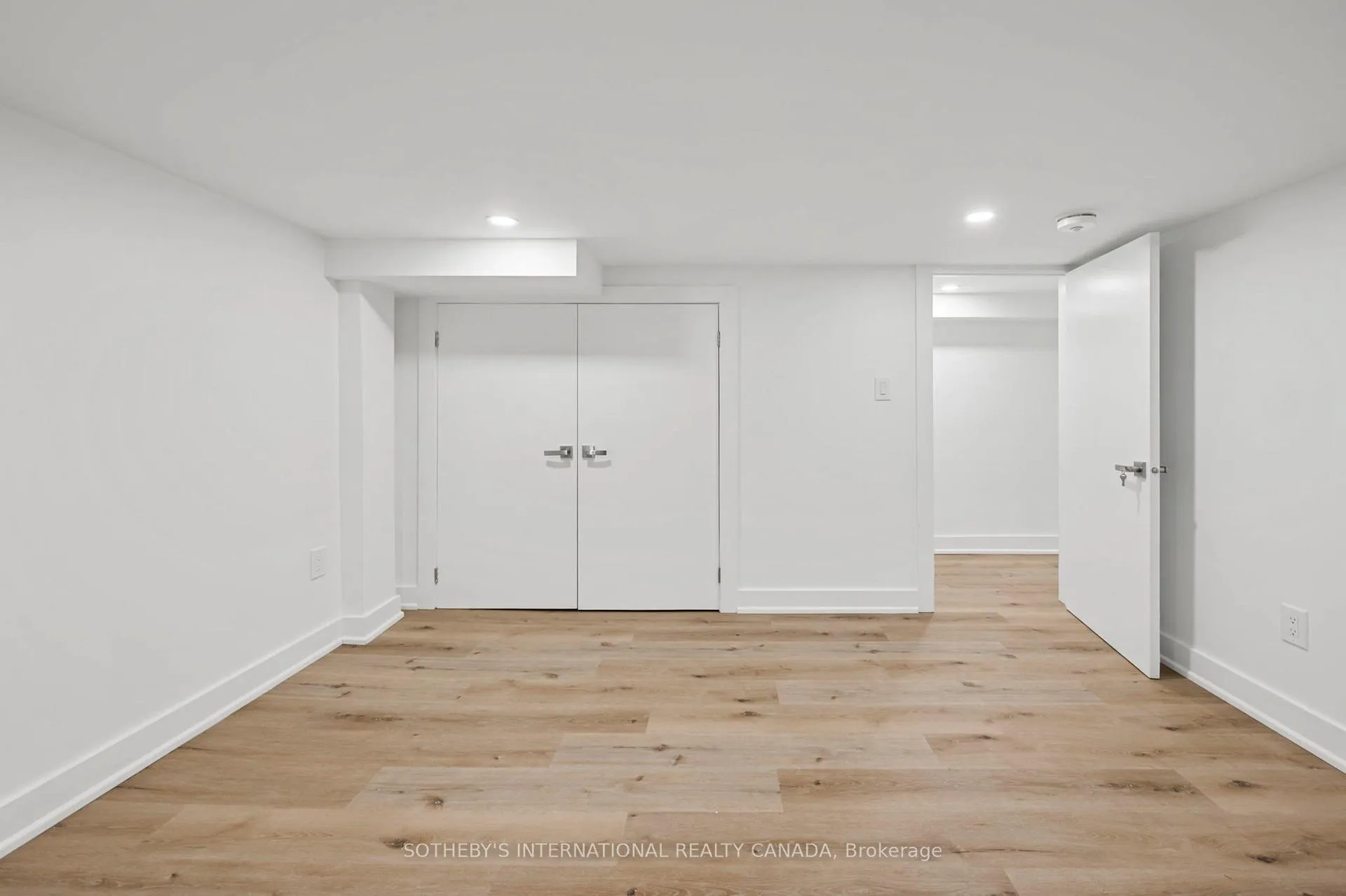 Photo 15 of Unit Bsmnt, 28 Strathgowan Avenue, Toronto, Lawrence Park South — HOMEH