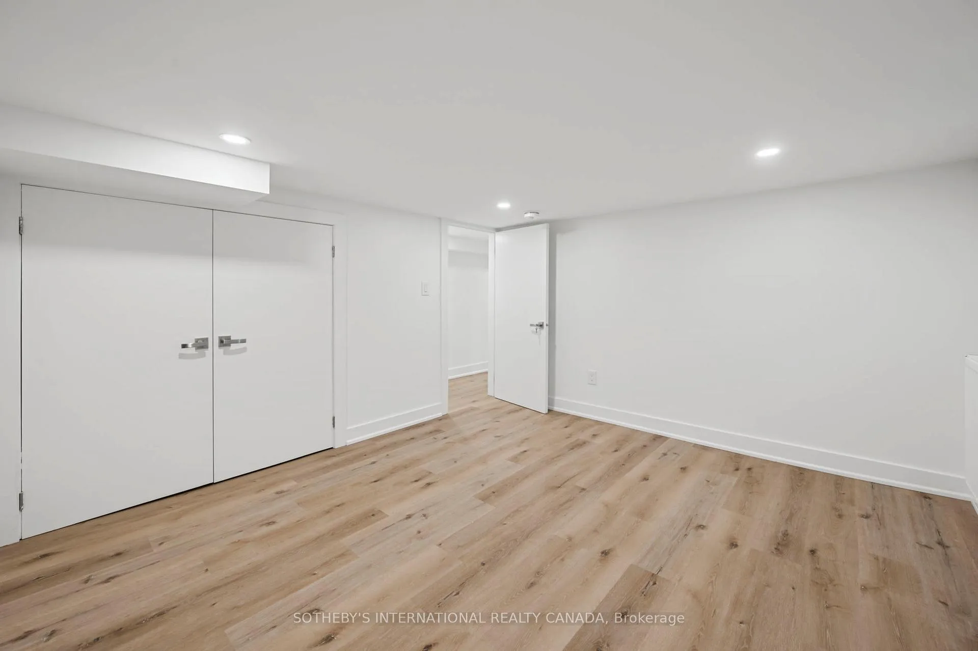Photo 16 of Unit Bsmnt, 28 Strathgowan Avenue, Toronto, Lawrence Park South — HOMEH