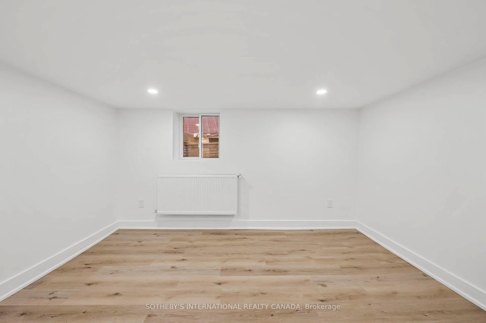 Photo 18 of Unit Bsmnt, 28 Strathgowan Avenue, Toronto, Lawrence Park South — HOMEH