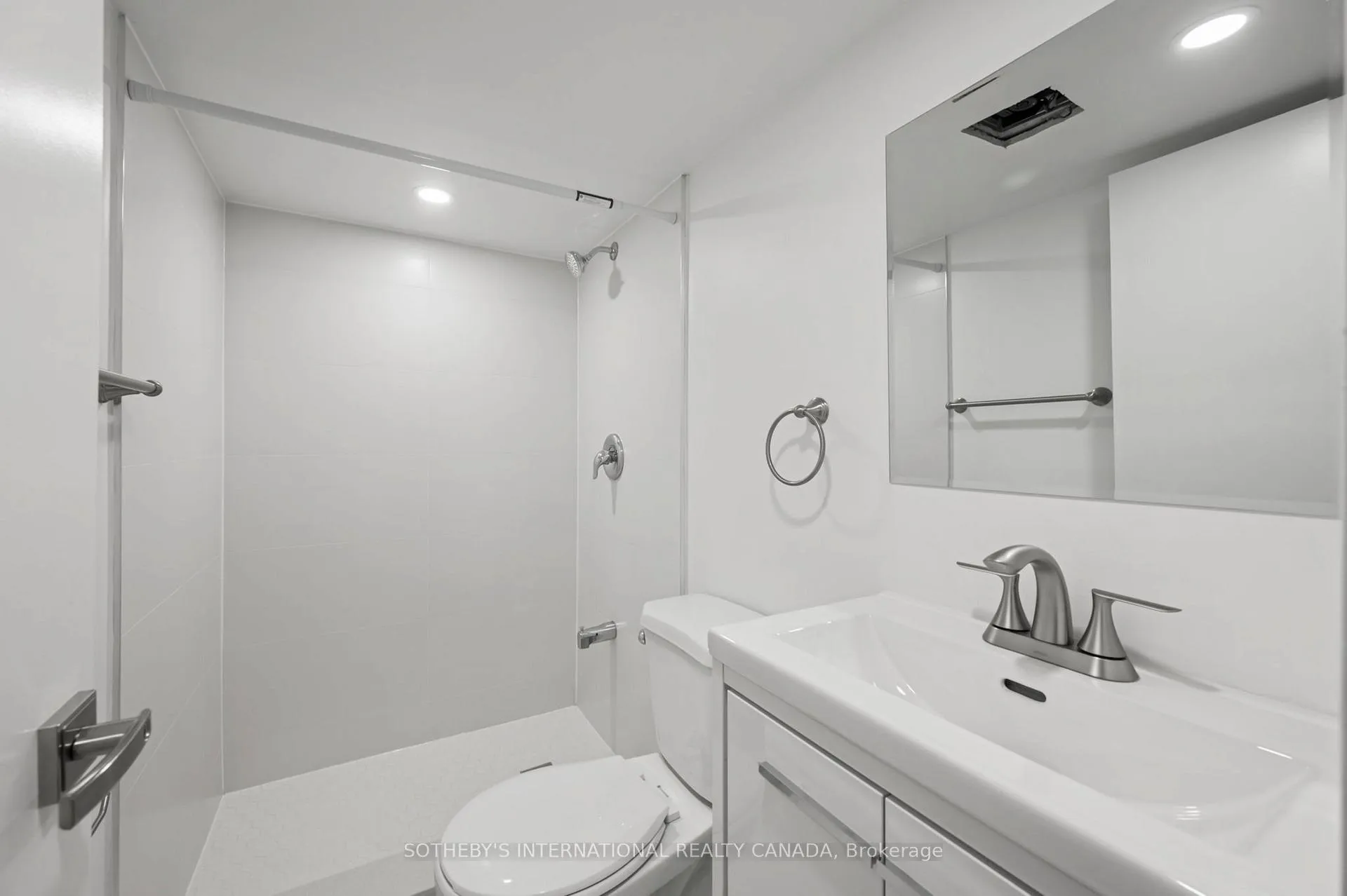 Photo 20 of Unit Bsmnt, 28 Strathgowan Avenue, Toronto, Lawrence Park South — HOMEH