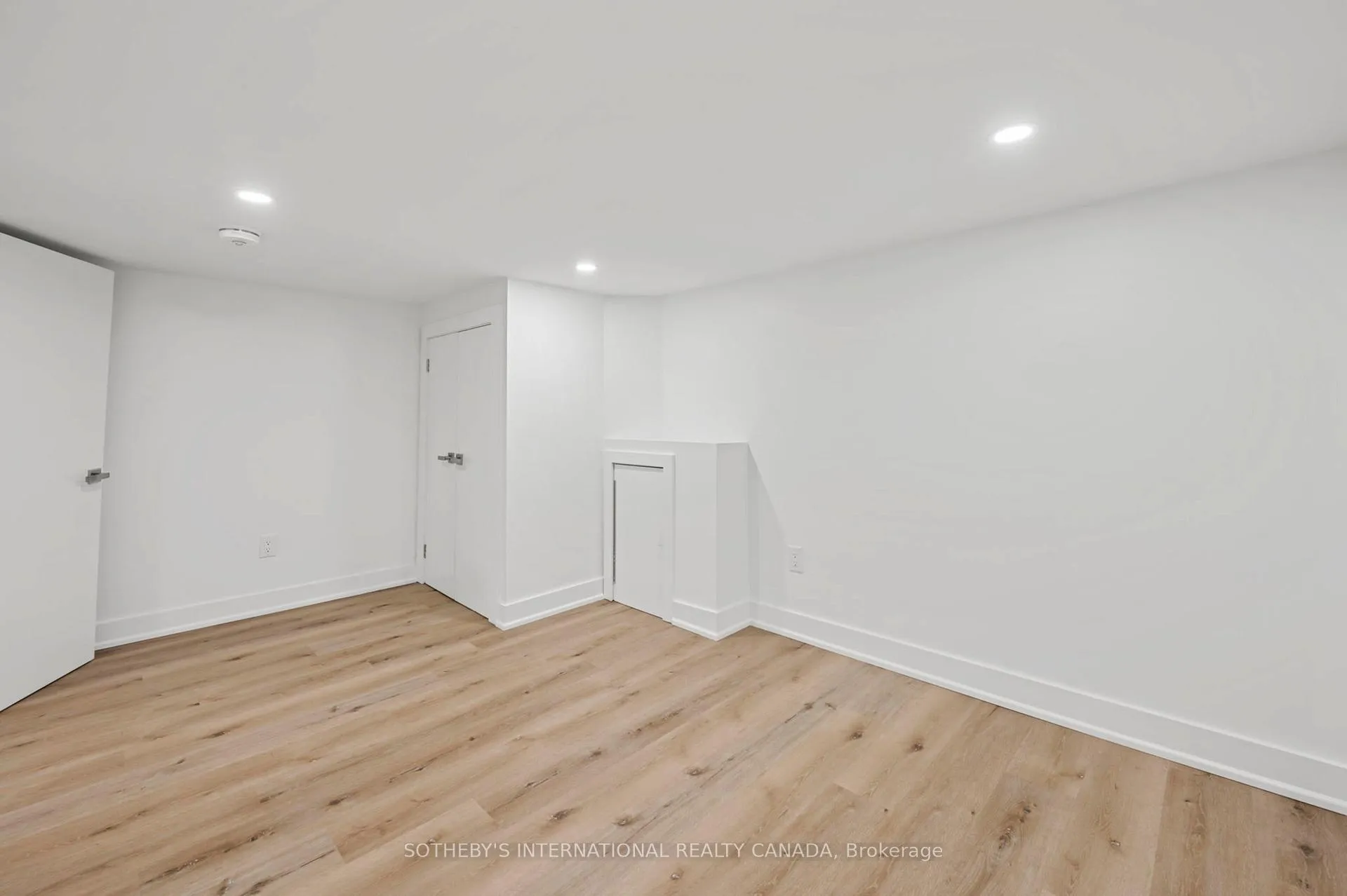 Photo 23 of Unit Bsmnt, 28 Strathgowan Avenue, Toronto, Lawrence Park South — HOMEH