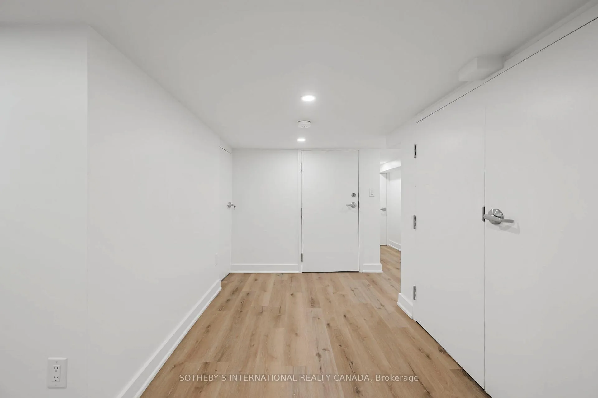 Photo 29 of Unit Bsmnt, 28 Strathgowan Avenue, Toronto, Lawrence Park South — HOMEH