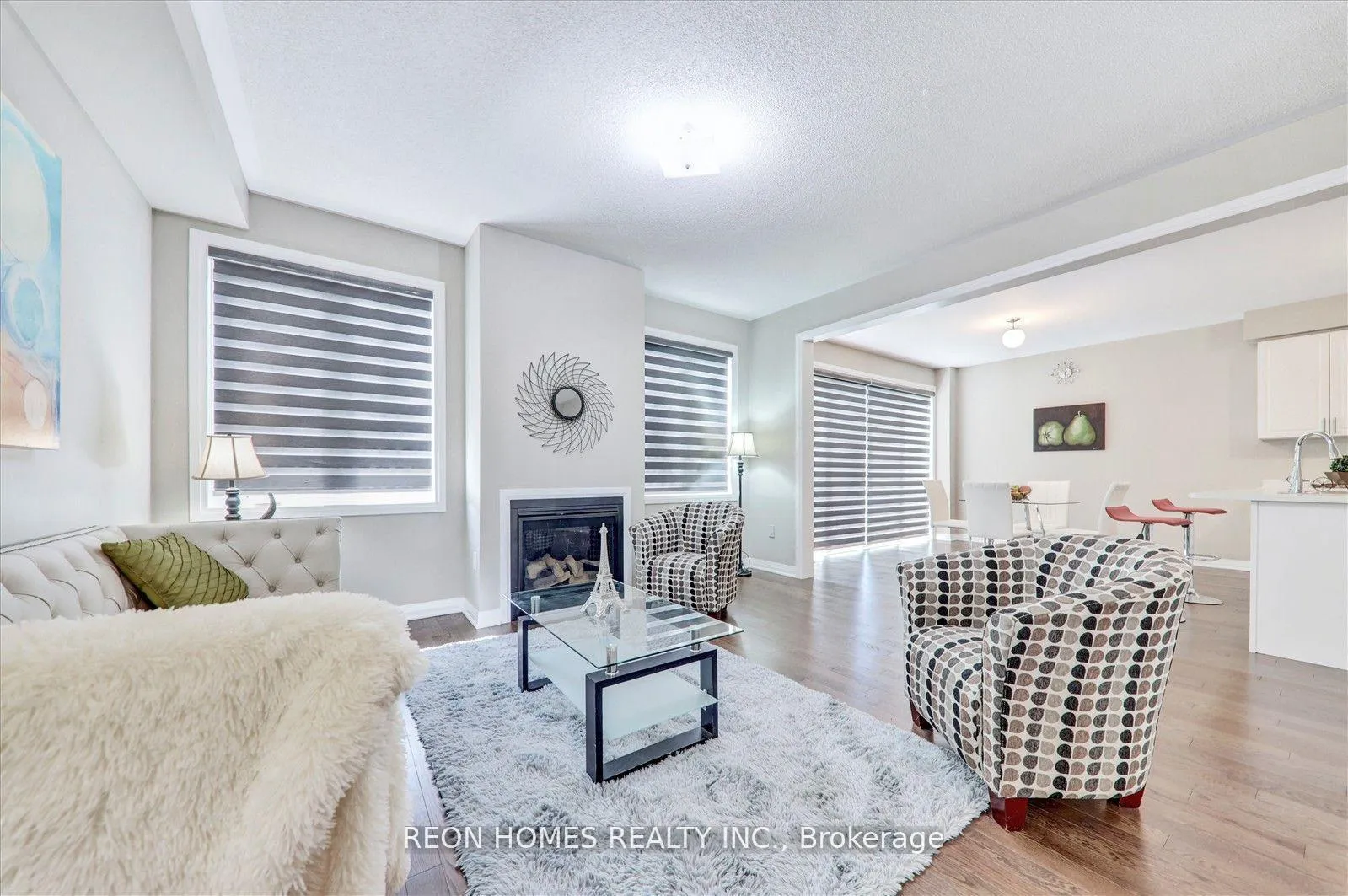 Photo 7 of 38 Crows Nest Lane, Clarington, Bowmanville — HOMEH