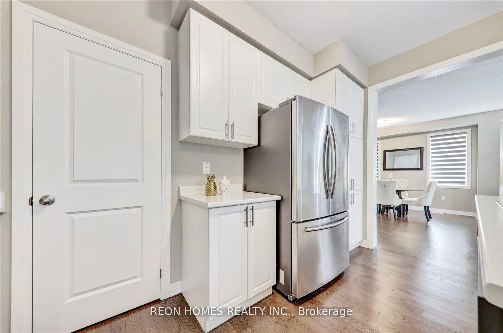 Photo 9 of 38 Crows Nest Lane, Clarington, Bowmanville — HOMEH