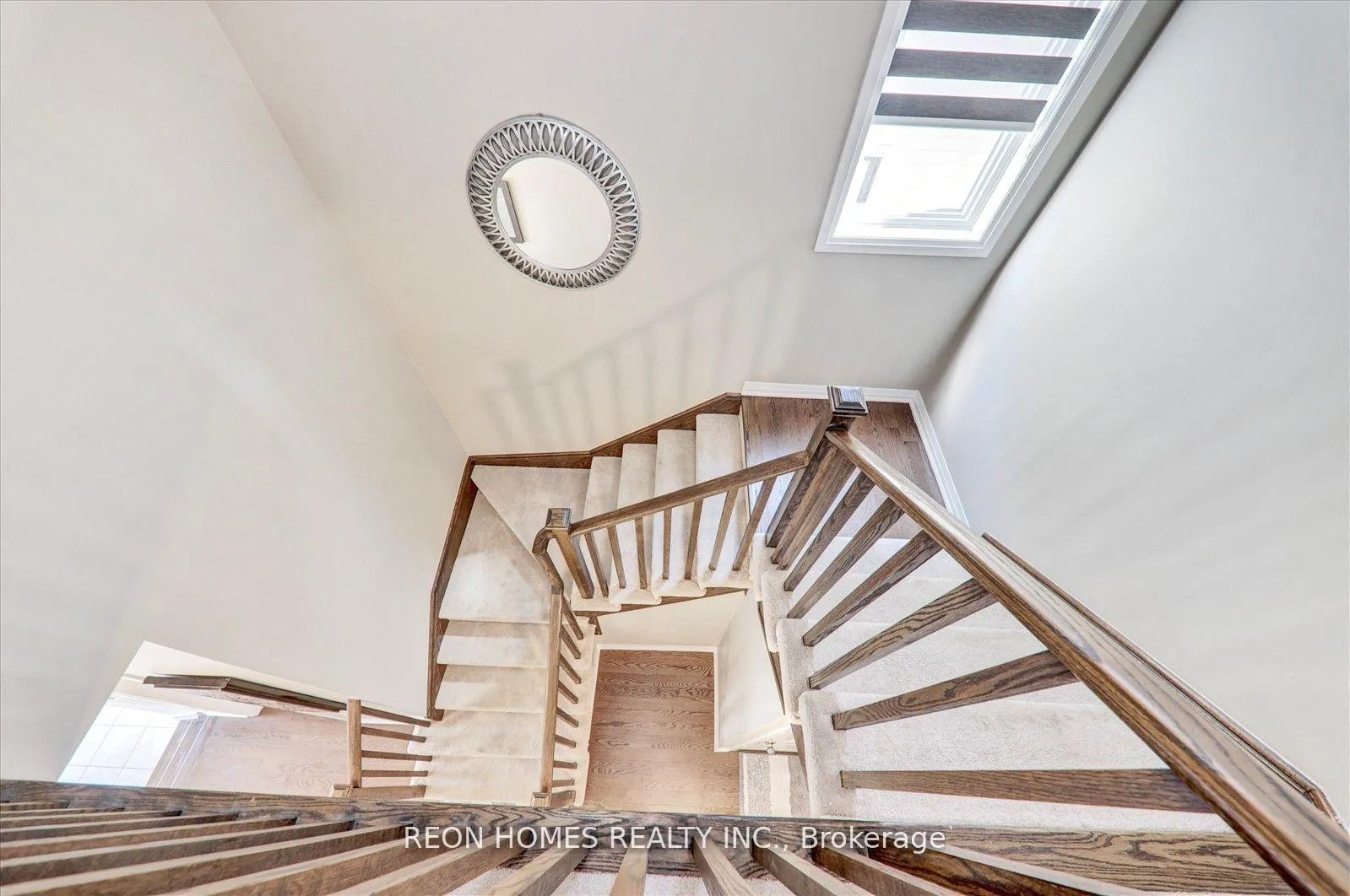 Photo 15 of 38 Crows Nest Lane, Clarington, Bowmanville — HOMEH