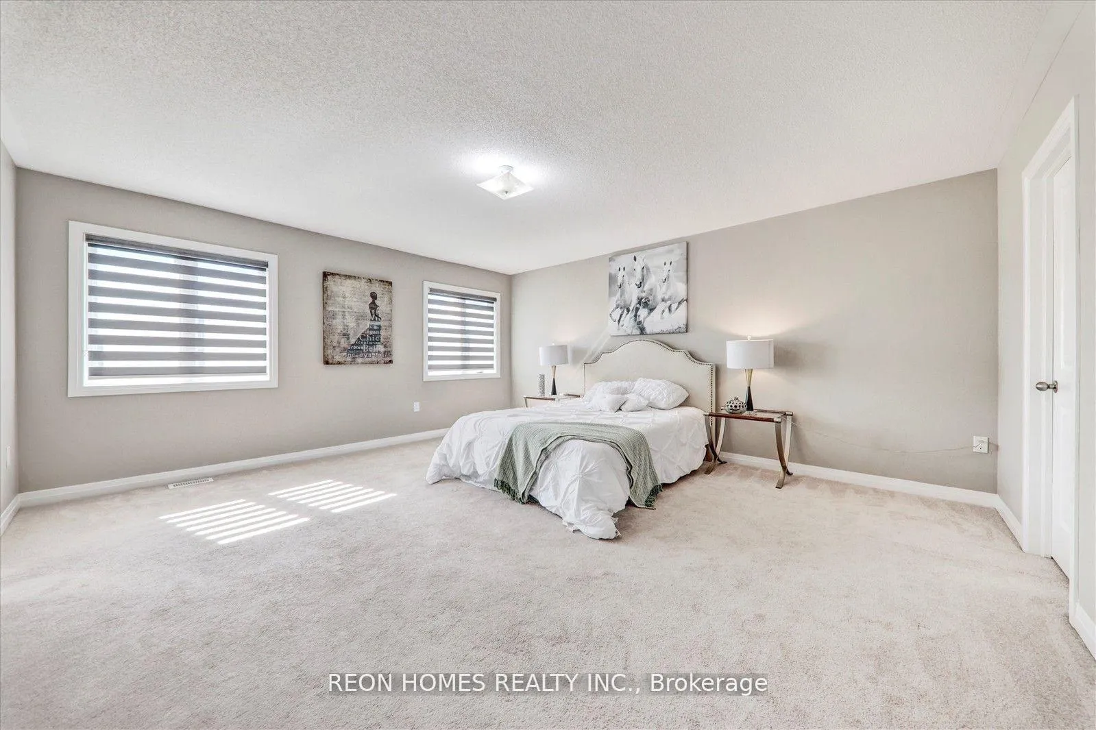 Photo 18 of 38 Crows Nest Lane, Clarington, Bowmanville — HOMEH
