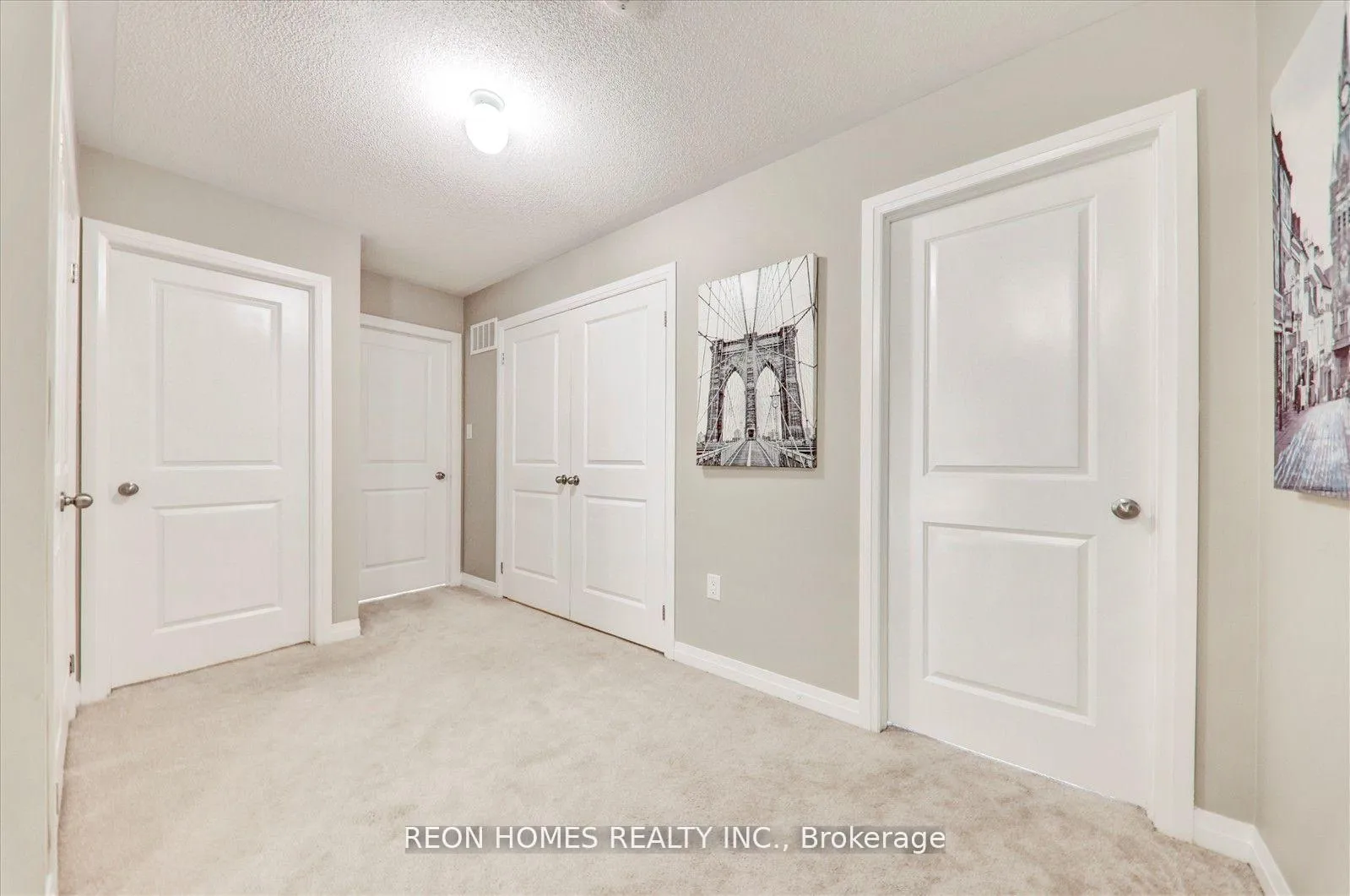 Photo 19 of 38 Crows Nest Lane, Clarington, Bowmanville — HOMEH