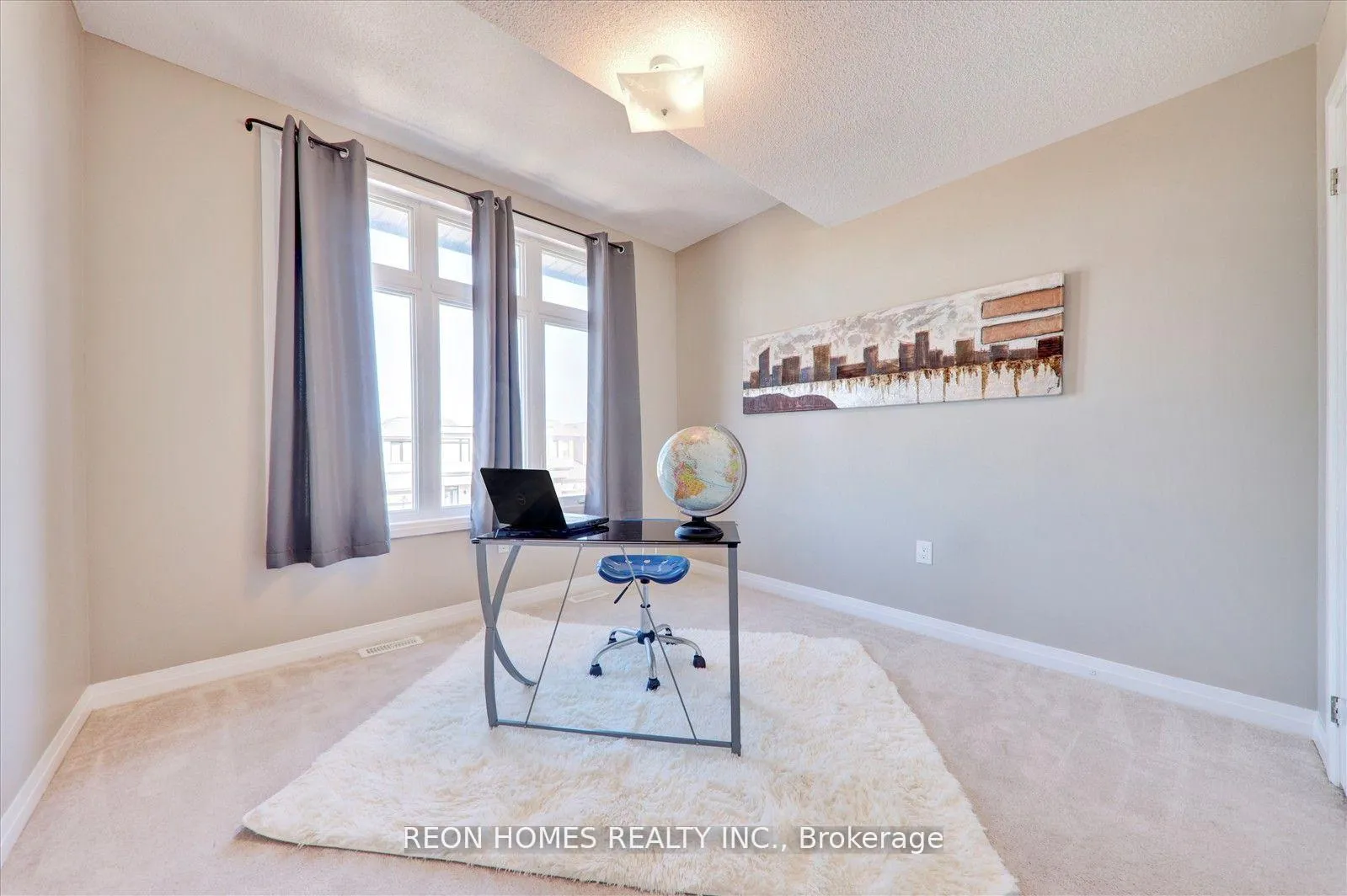 Photo 25 of 38 Crows Nest Lane, Clarington, Bowmanville — HOMEH