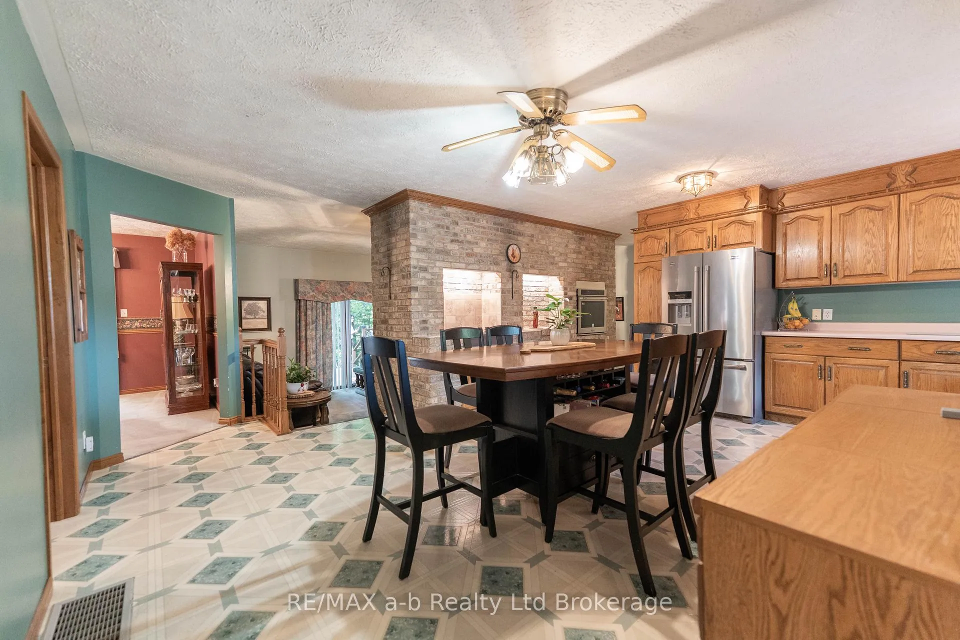 Photo 8 of 34 Lorraine Avenue, Tillsonburg — HOMEH