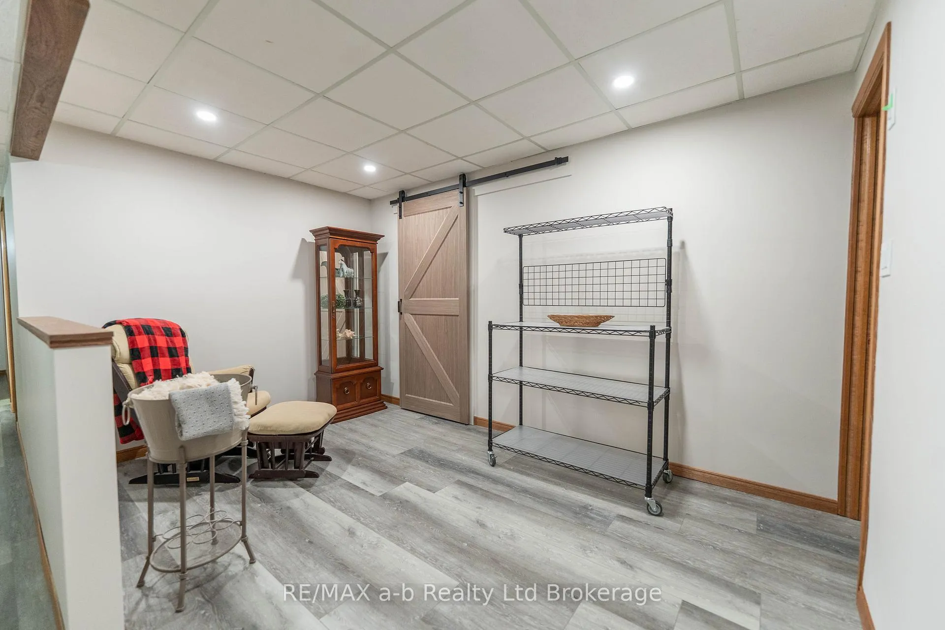Photo 29 of 34 Lorraine Avenue, Tillsonburg — HOMEH