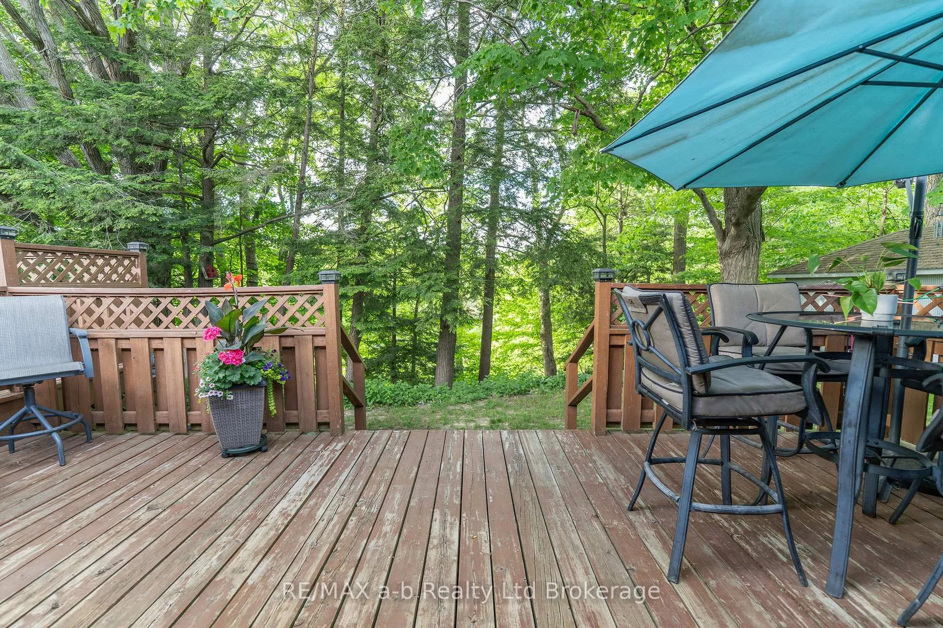 Photo 38 of 34 Lorraine Avenue, Tillsonburg — HOMEH