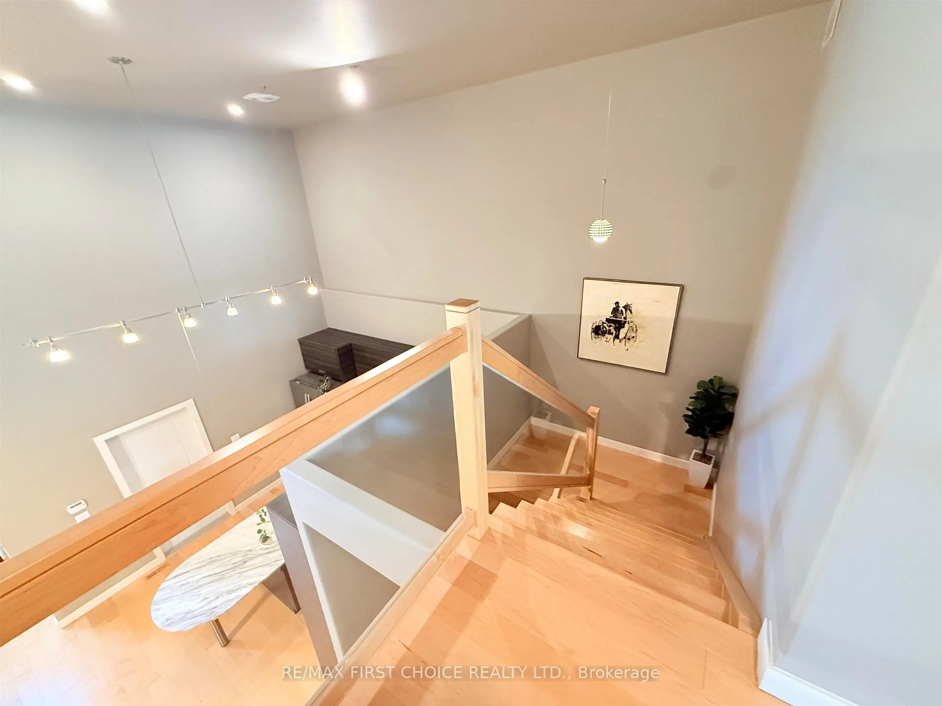 Photo 9 of 309 Oasis Lane, Thunder Bay, Academy Heights — HOMEH