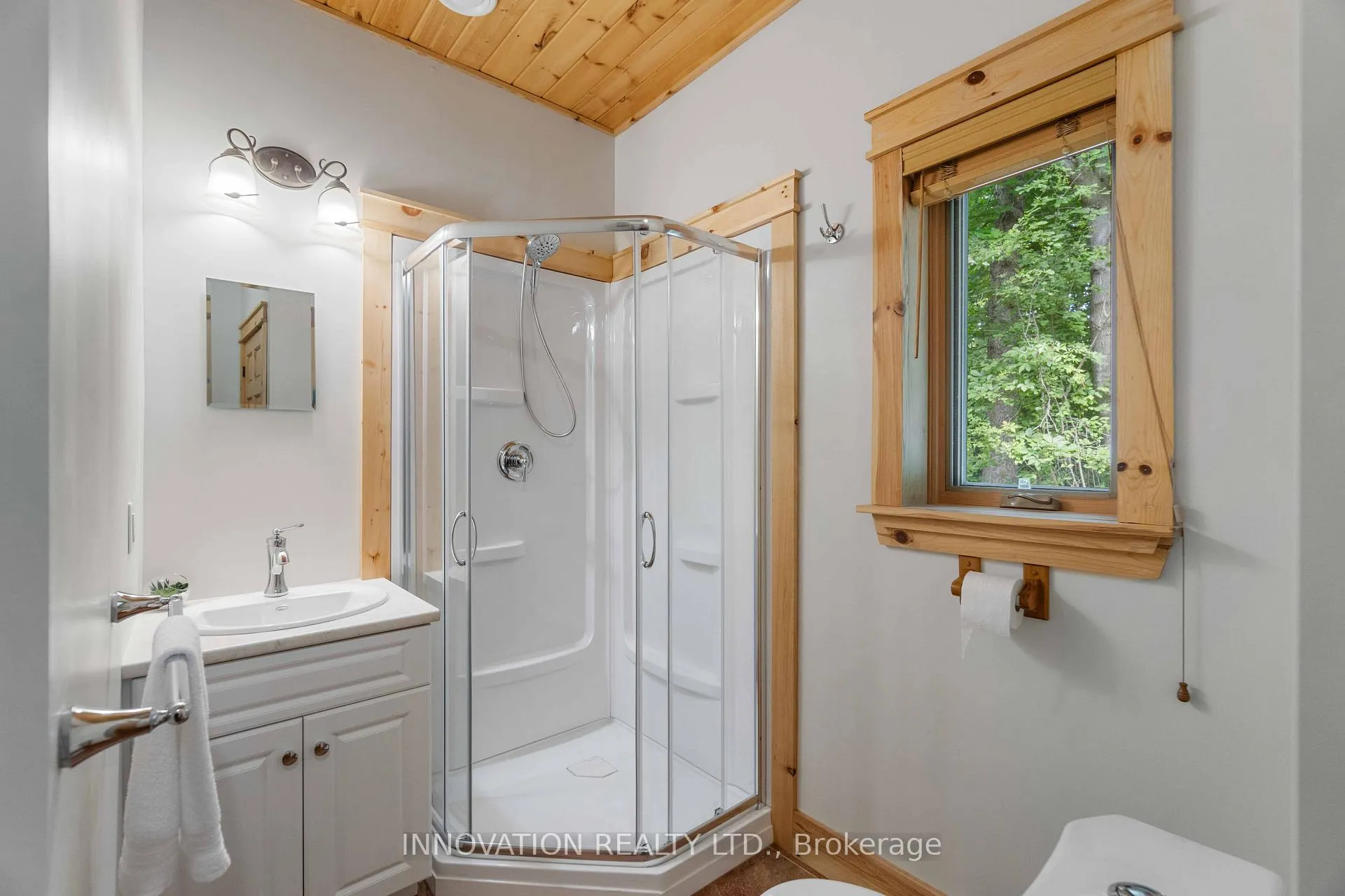 Photo 6 of 698 Moffat Street, Pembroke — HOMEH