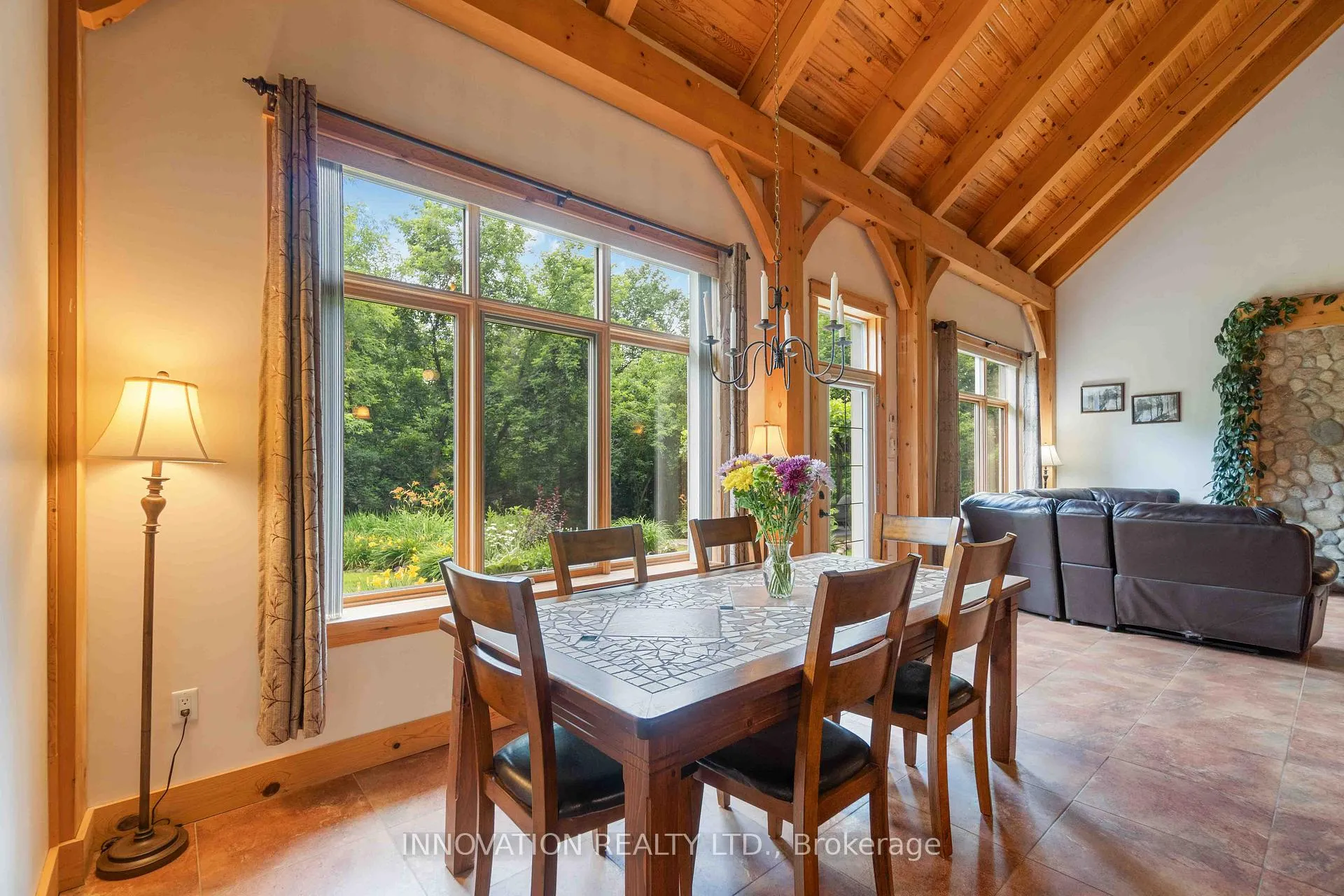 Photo 8 of 698 Moffat Street, Pembroke — HOMEH