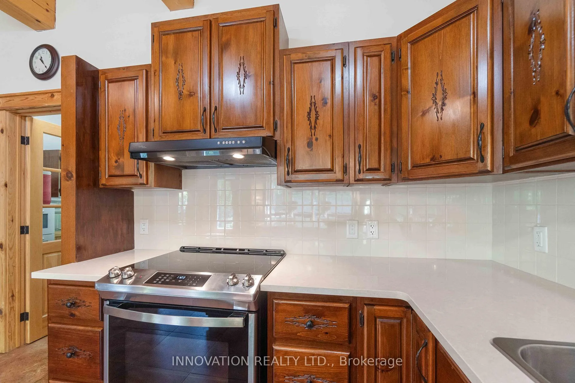 Photo 12 of 698 Moffat Street, Pembroke — HOMEH