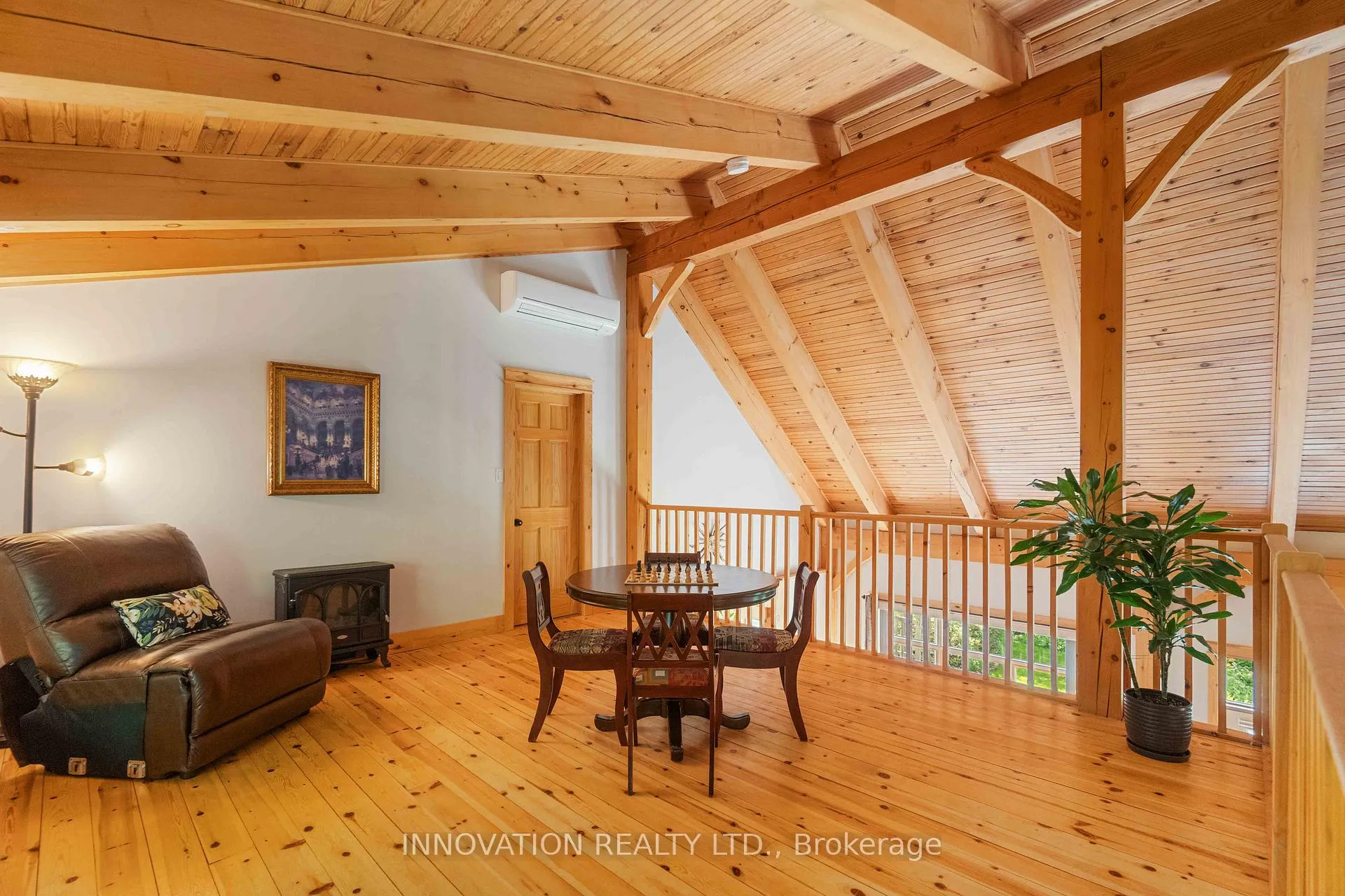 Photo 21 of 698 Moffat Street, Pembroke — HOMEH