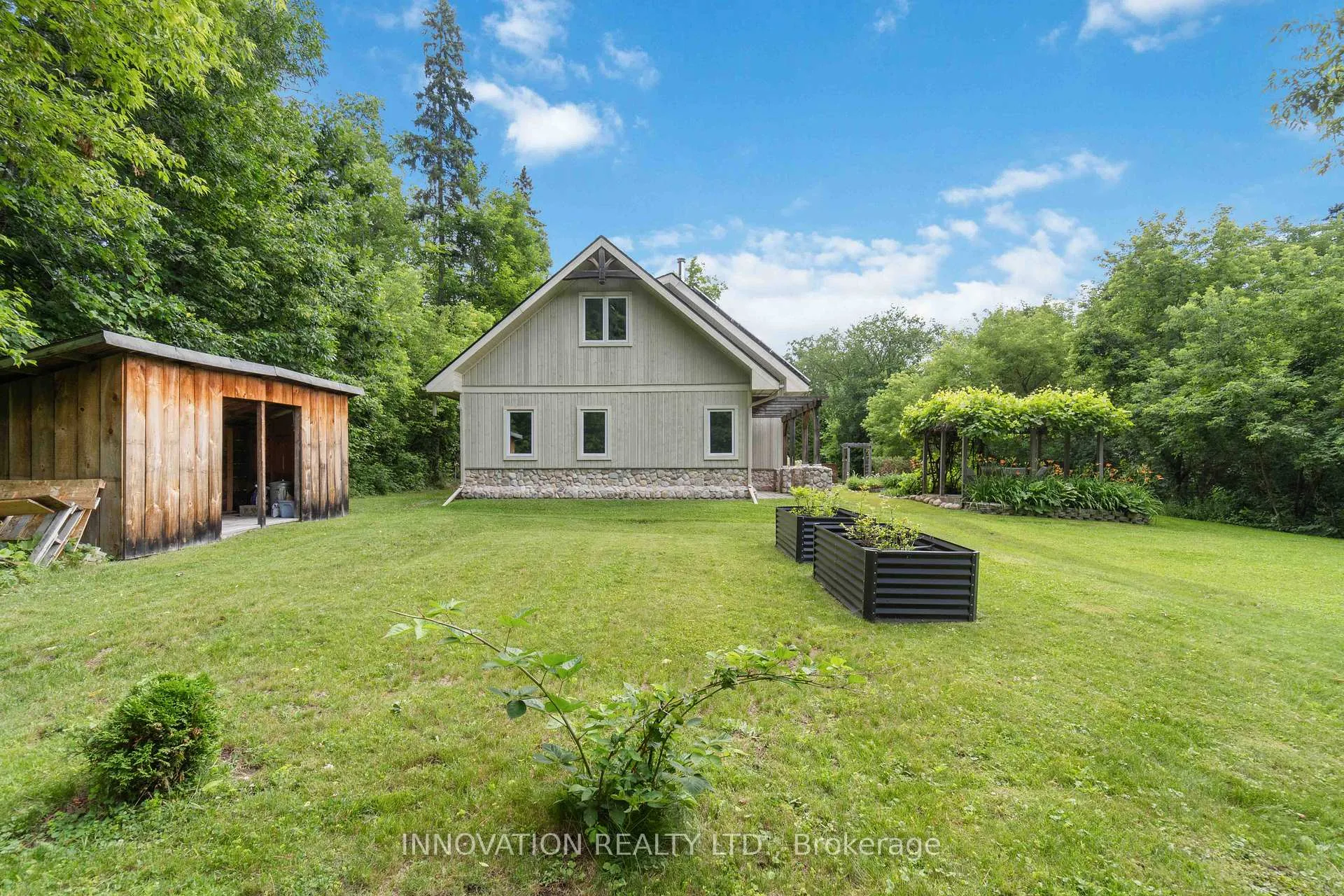 Photo 32 of 698 Moffat Street, Pembroke — HOMEH