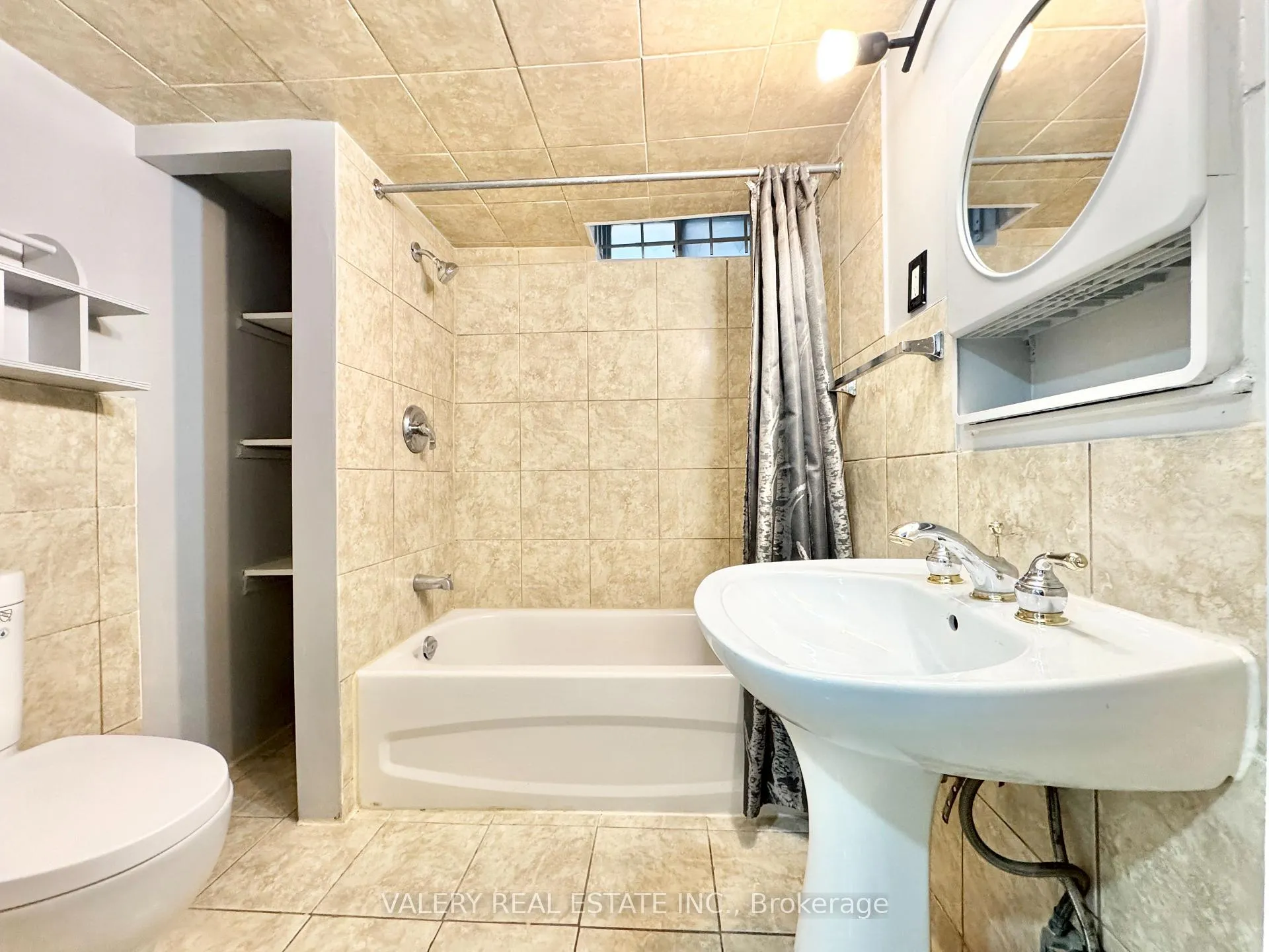 Photo 4 of Unit 2, 94 Reed Drive, Ajax, Central — HOMEH