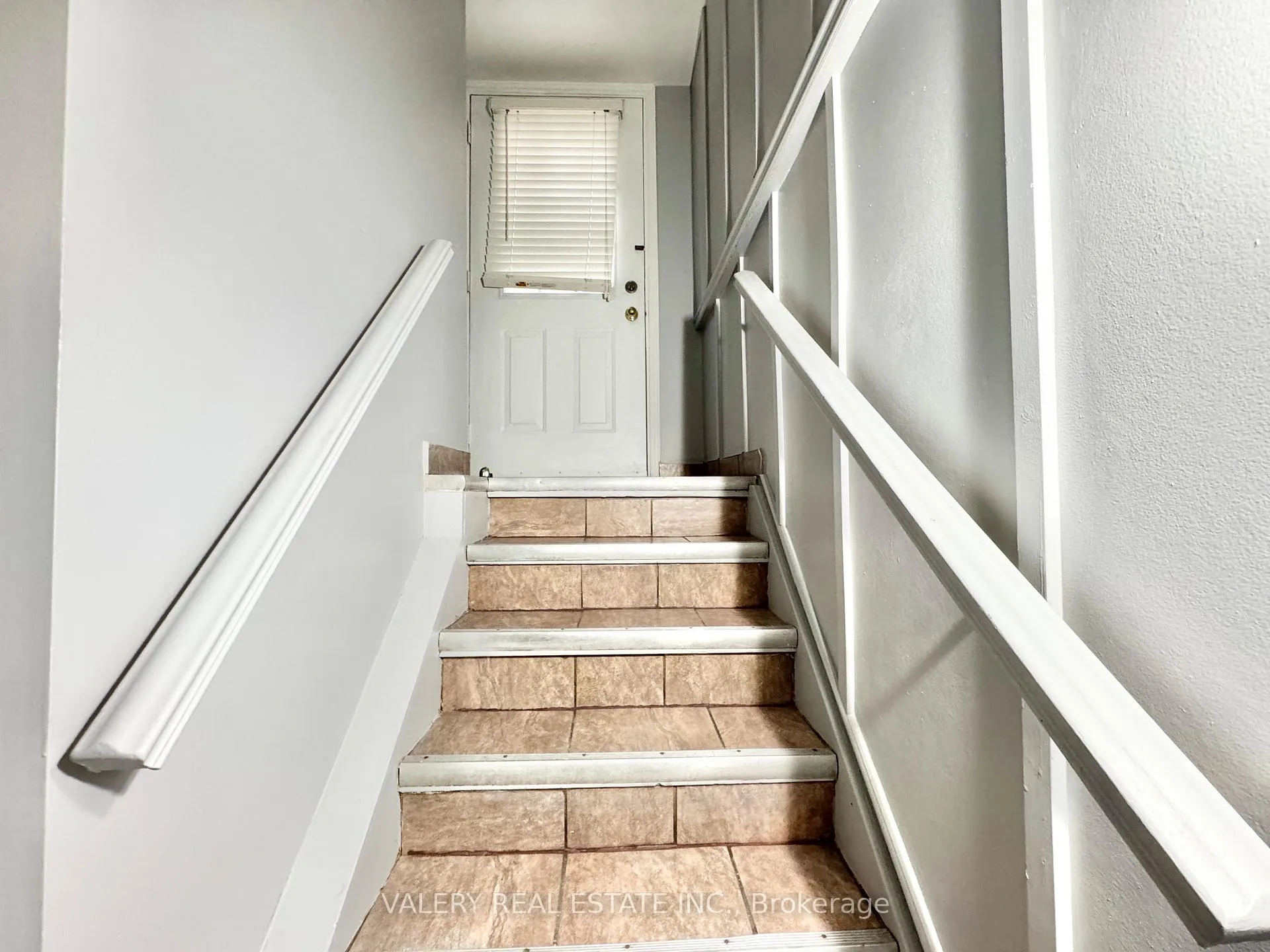 Photo 7 of Unit 2, 94 Reed Drive, Ajax, Central — HOMEH
