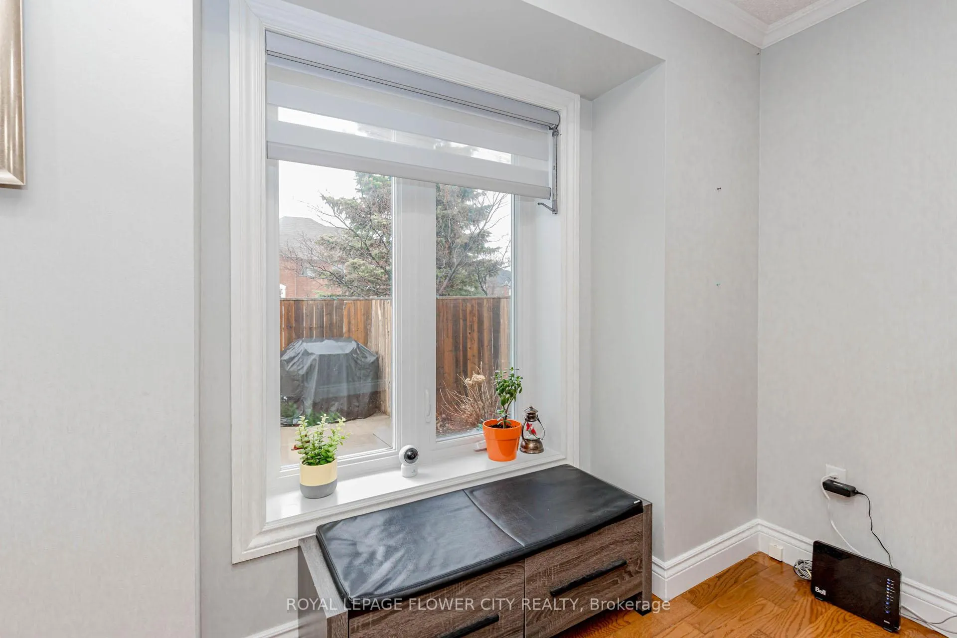 Photo 13 of 194 Pressed Brick Drive, Brampton, Brampton North — HOMEH