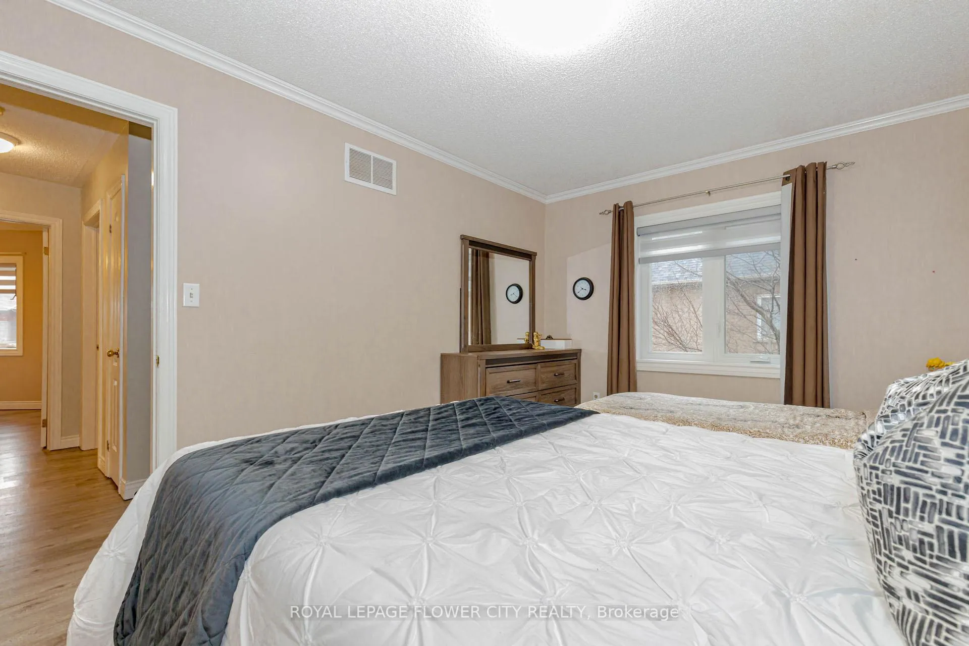 Photo 30 of 194 Pressed Brick Drive, Brampton, Brampton North — HOMEH