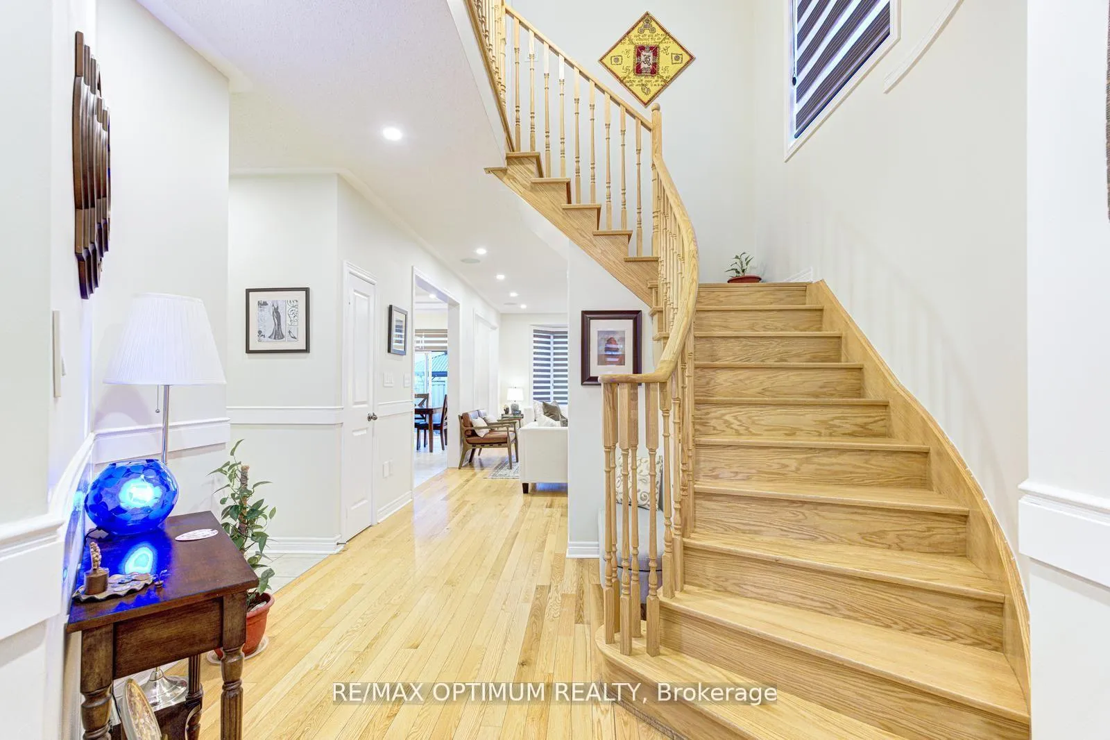 Photo 5 of 13 Fann Drive, Brampton, Northwest Brampton — HOMEH