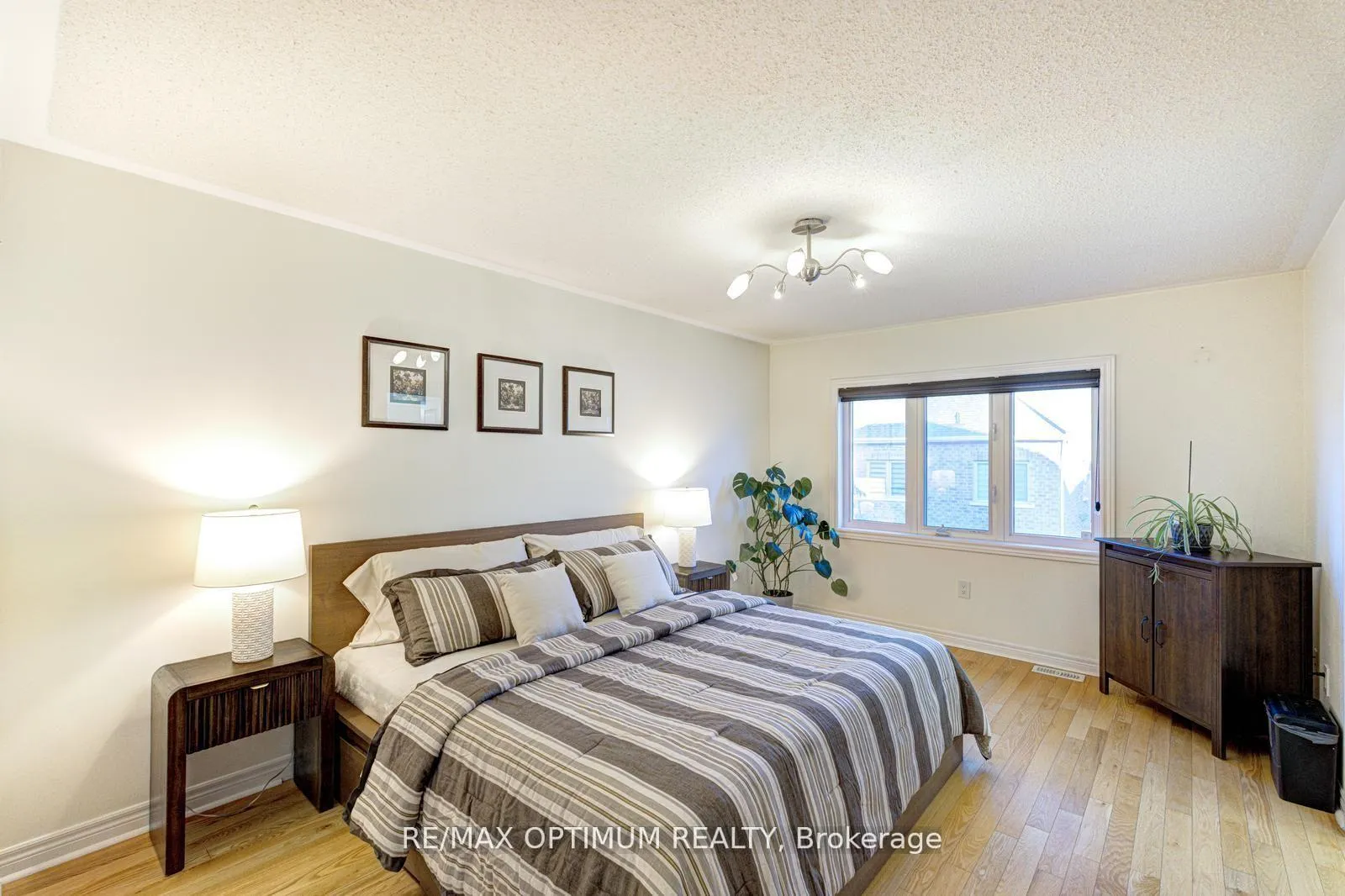 Photo 24 of 13 Fann Drive, Brampton, Northwest Brampton — HOMEH