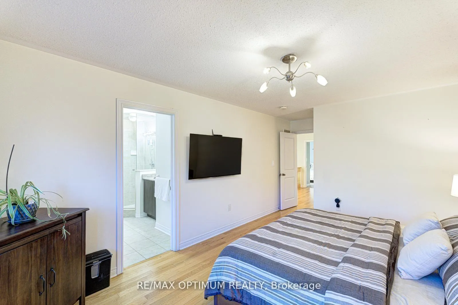 Photo 26 of 13 Fann Drive, Brampton, Northwest Brampton — HOMEH