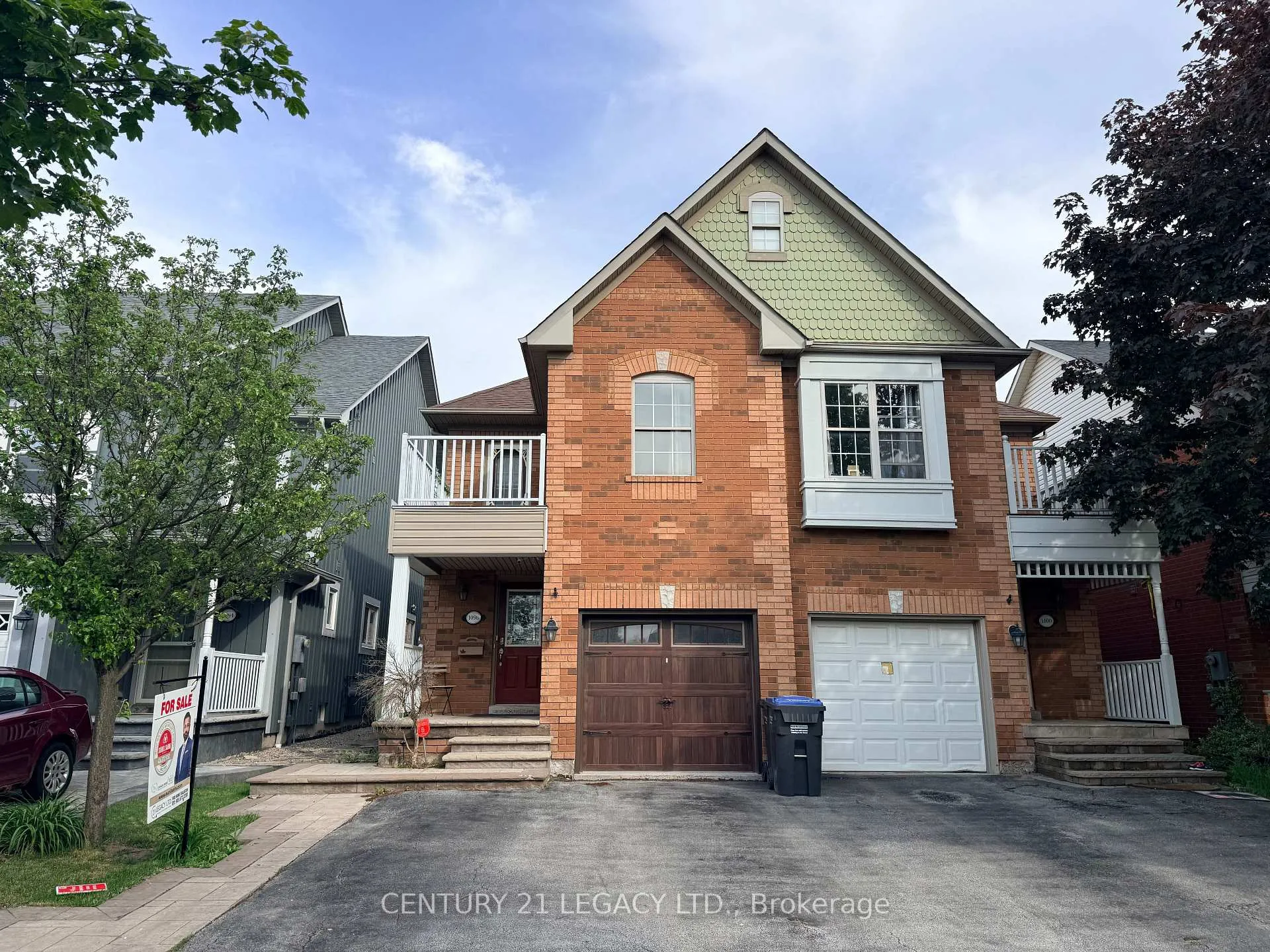 Front of 1098 Carding Mill Place