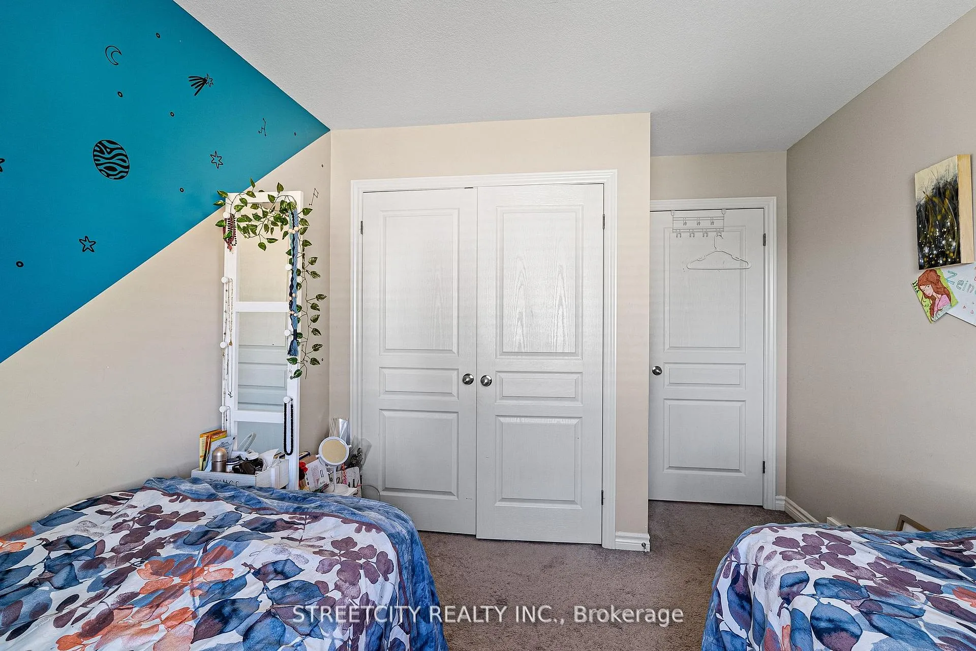 Photo 24 of Unit 3, 1924 Cedarhollow Boulevard, London, North D — HOMEH