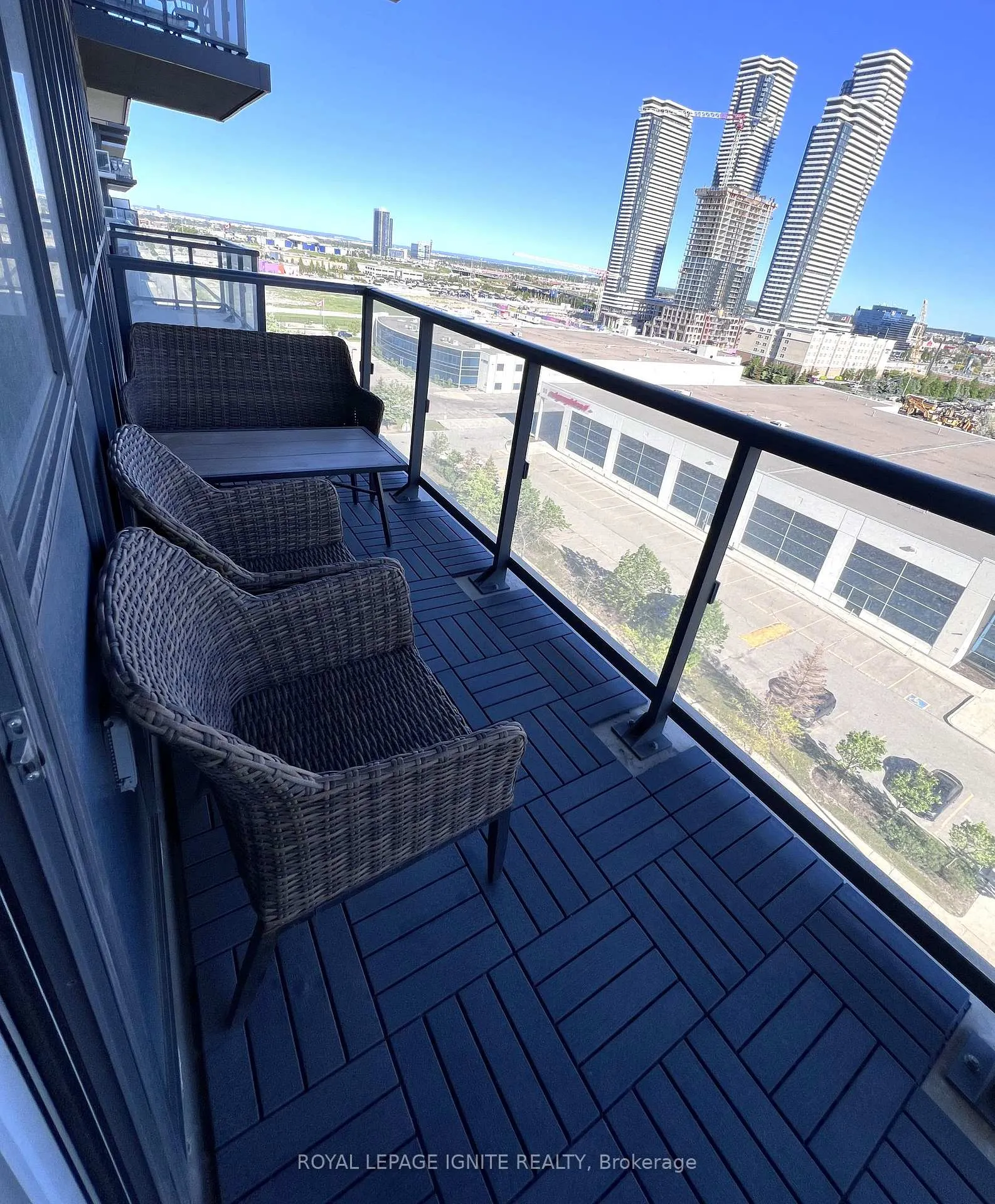 Photo 17 of Unit 922, 38 Honeycrisp Crescent, Vaughan, Vaughan Corporate Centre — HOMEH