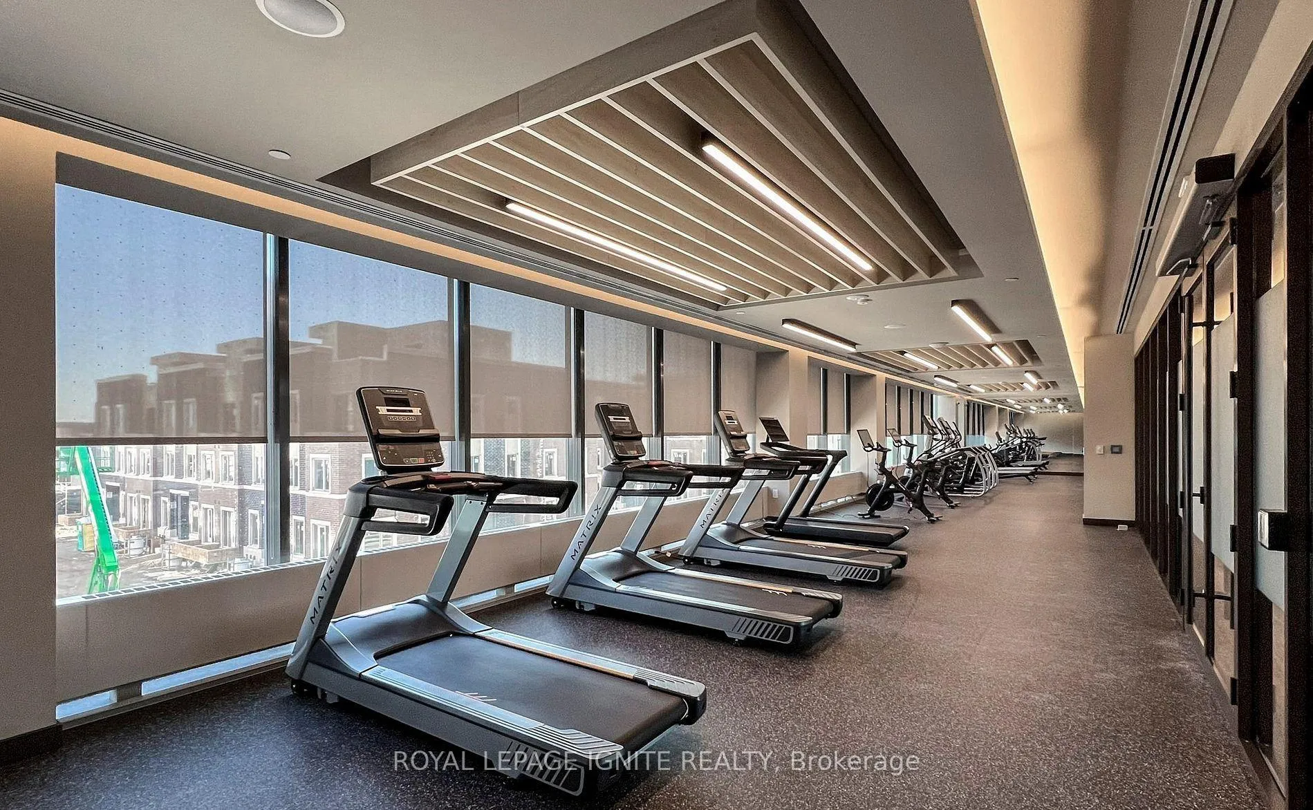Photo 21 of Unit 922, 38 Honeycrisp Crescent, Vaughan, Vaughan Corporate Centre — HOMEH